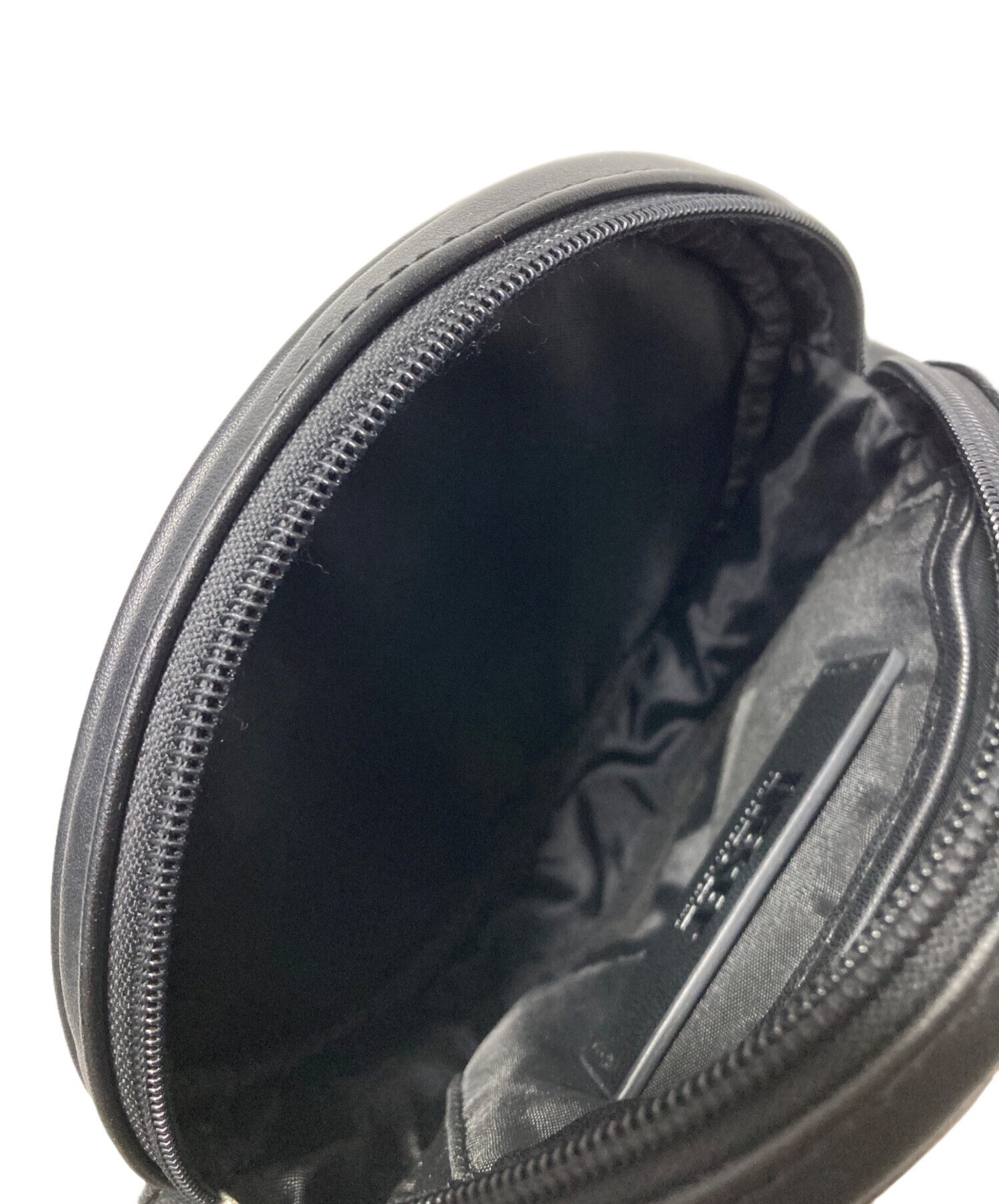 中古・古着通販】DIESEL (ディーゼル) サークルエンボスロゴショルダー