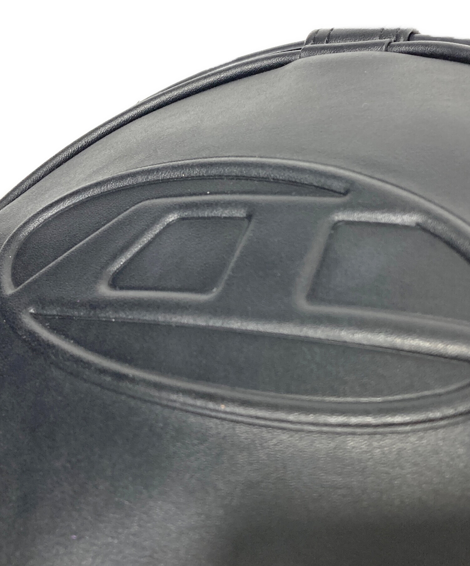 中古・古着通販】DIESEL (ディーゼル) サークルエンボスロゴショルダー