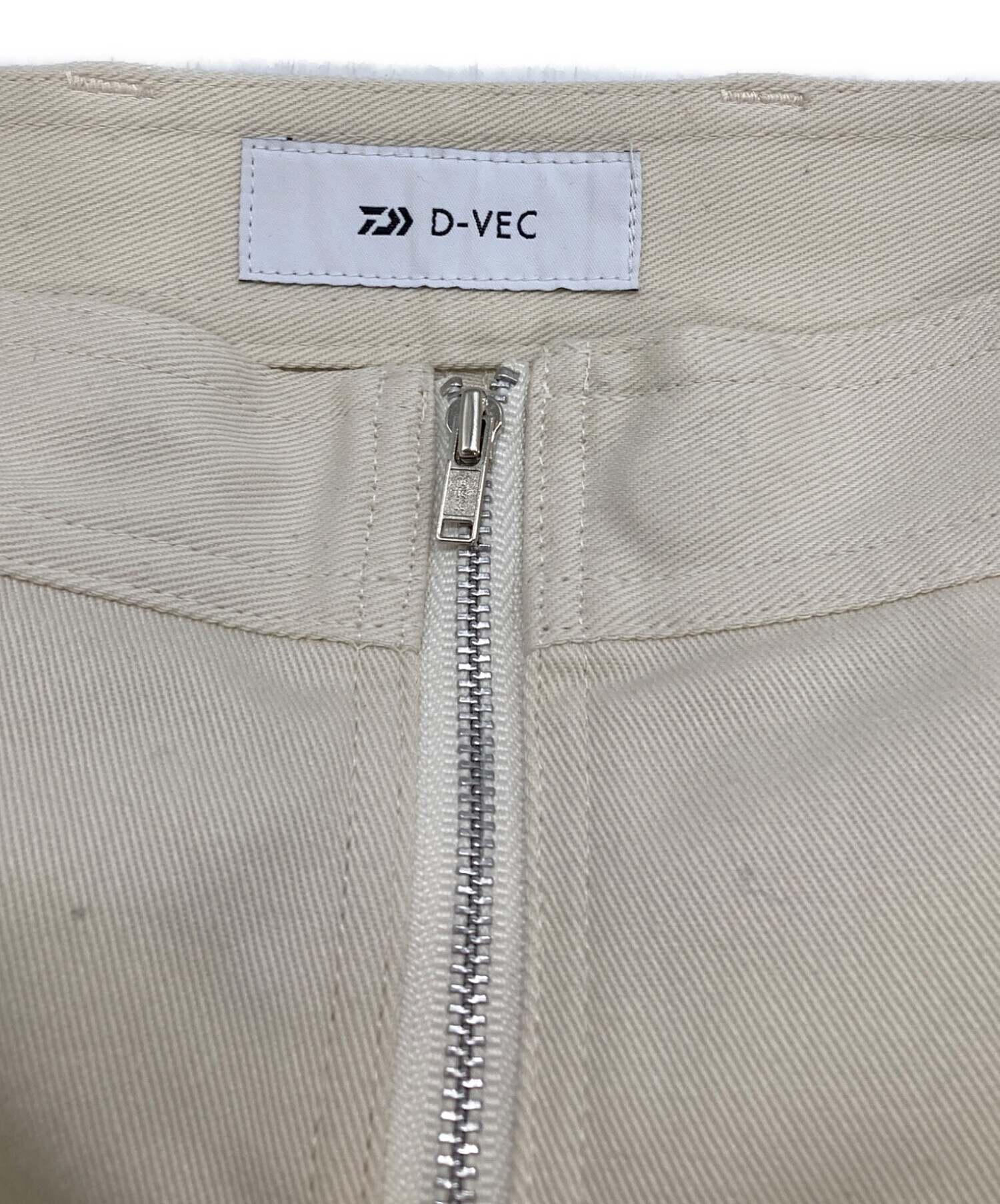 中古・古着通販】D-VEC (ディーベック) フロントジップ膝ダーツ