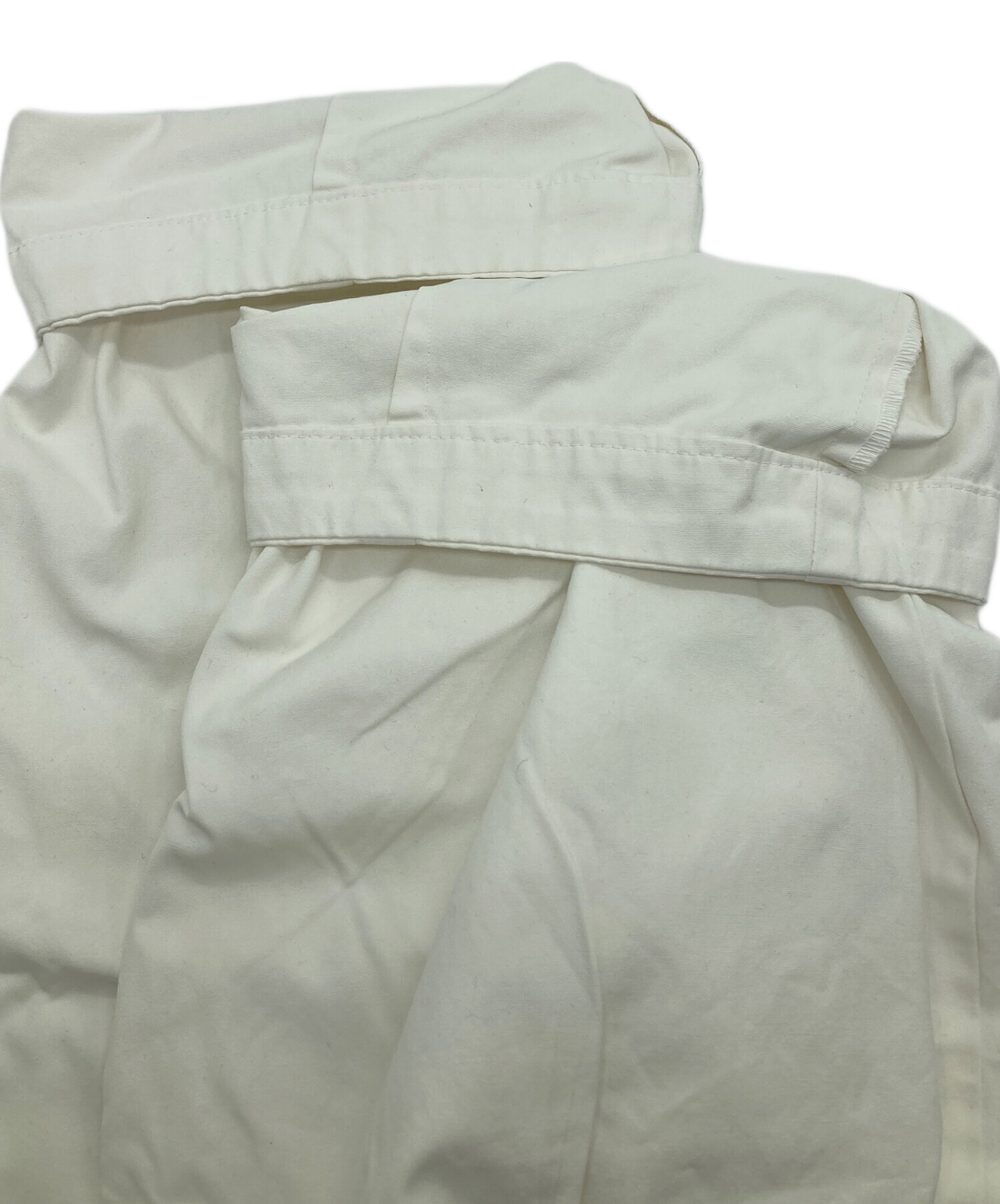 中古・古着通販】kagure (カグレ) コットンクロップドパンツ ホワイト