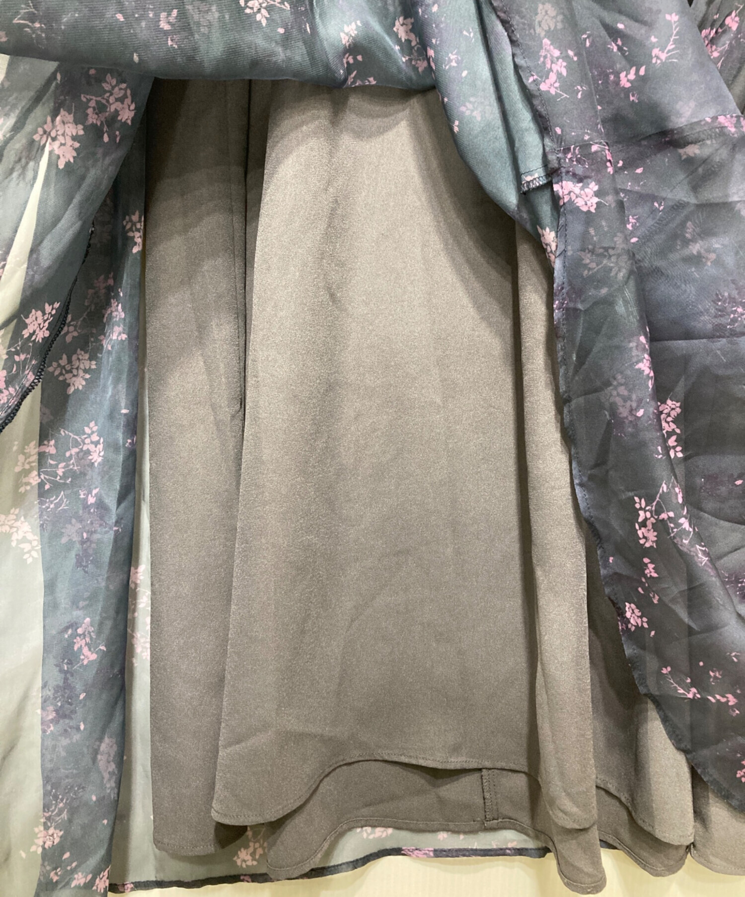 【Ameri VINTAGE】NORA FLOWER LAYERED DRESS Ameri（アメリ）の「NORA FLOWER LAYERED DRESS（ワンピース）」 - WEAR