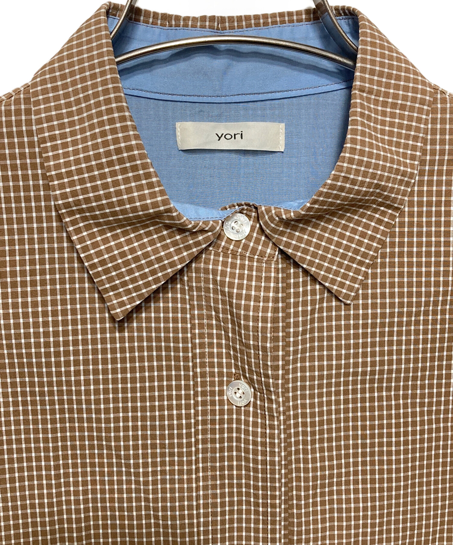 yori ステンカラーオーバーチェックシャツ ブラウン 新品・未使用・タグ付 中古・古着通販】yori (ヨリ) ステンカラーオーバーチェックシャツ