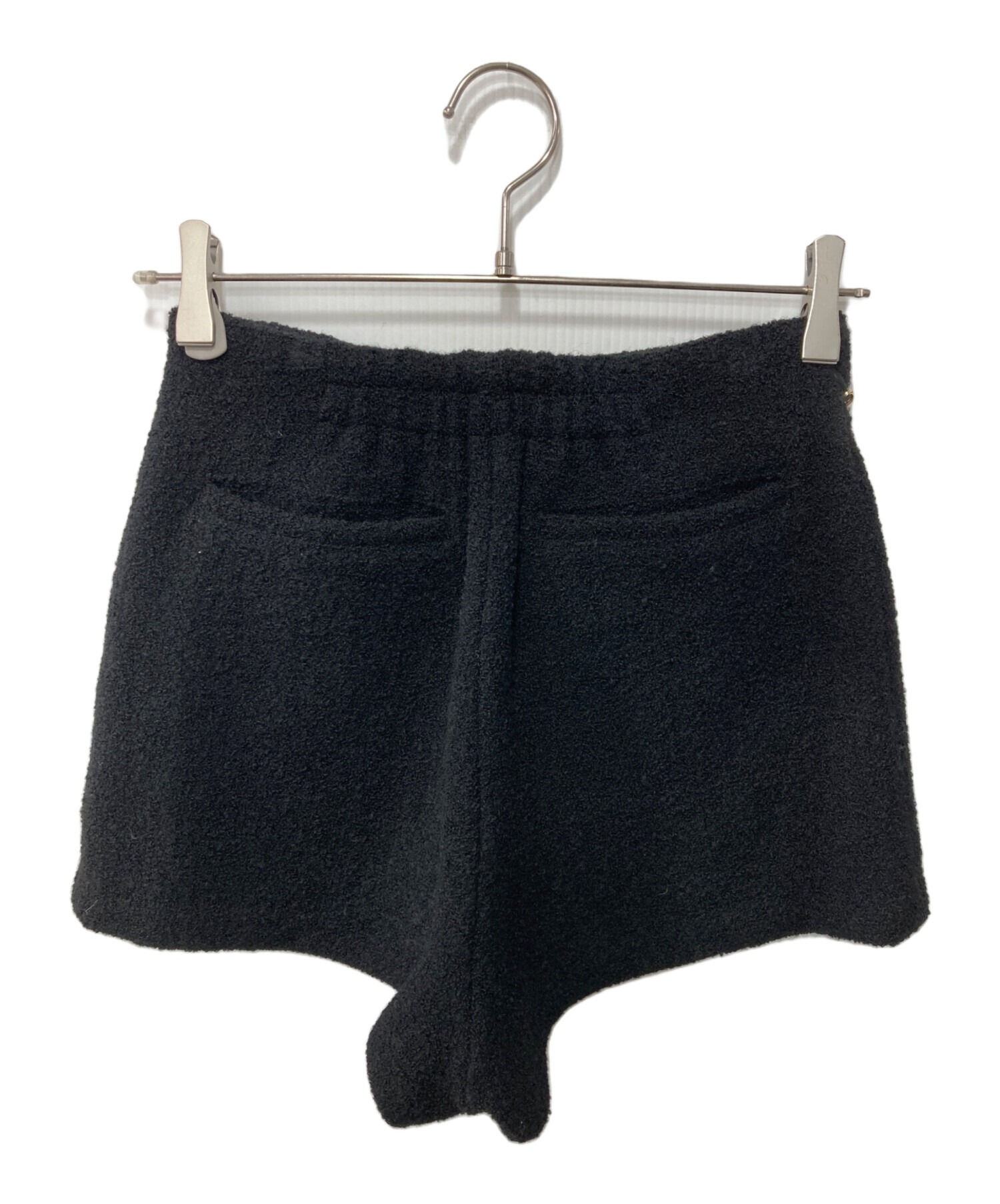 特販安い Herlipto Chain Boucle Shorts 【公式通販】