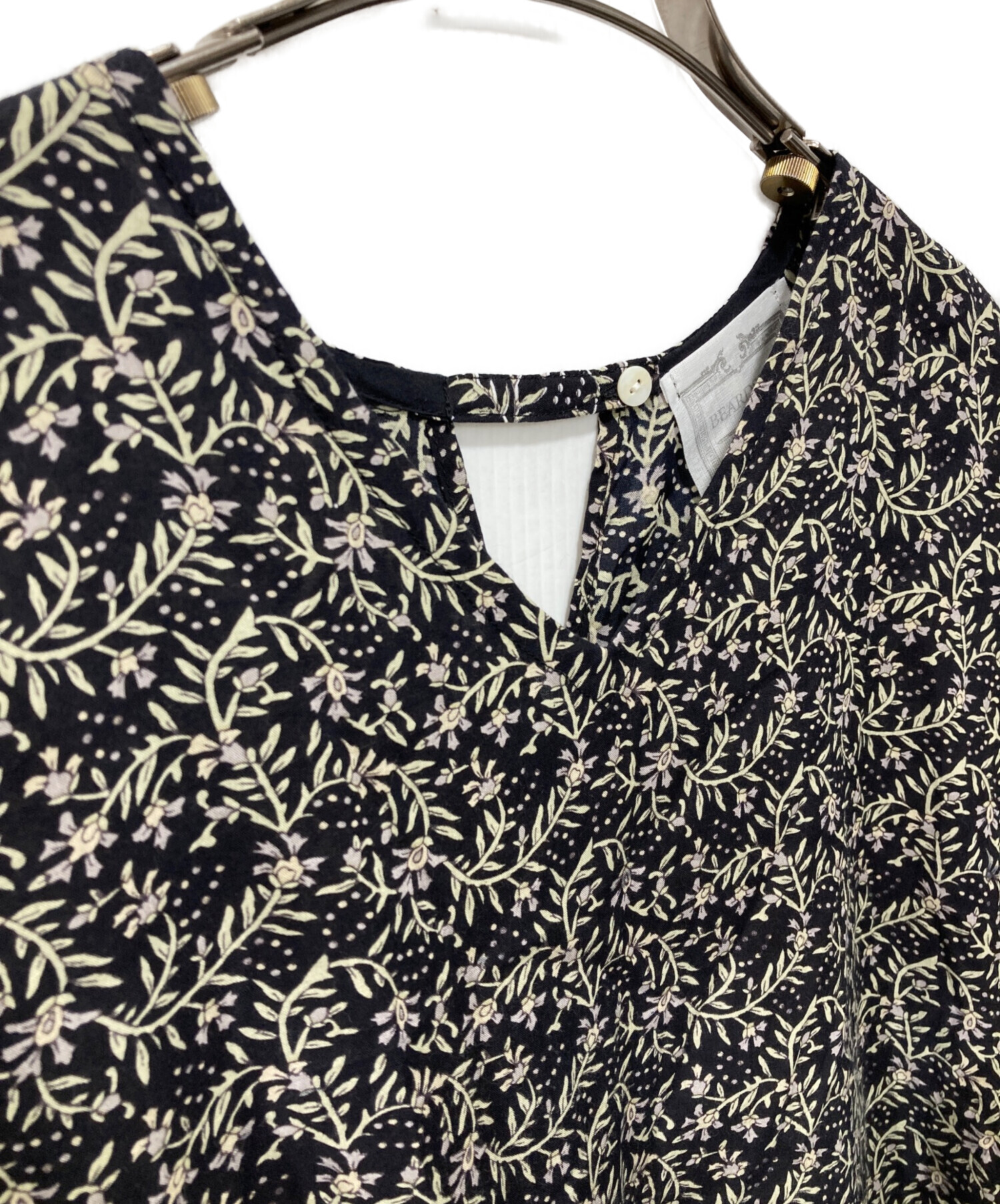 中古・古着通販】BEARDSLEY (ビアズリー) プリントギャザーワンピース