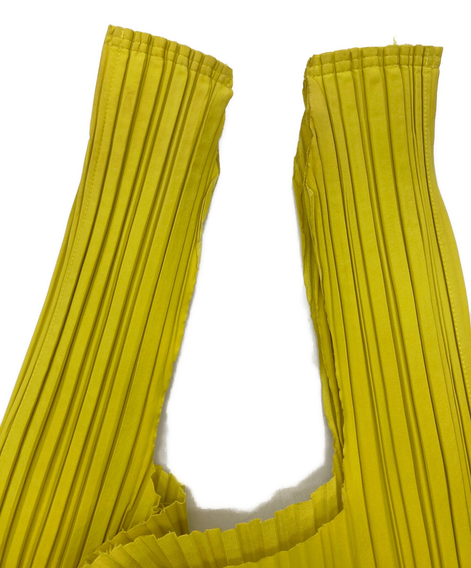 美品✨PLEATS PLEASE プリーツ　スリット入り　イエロー　長袖 中古・古着通販】PLEATS PLEASE (プリーツプリーズ) プリーツトート