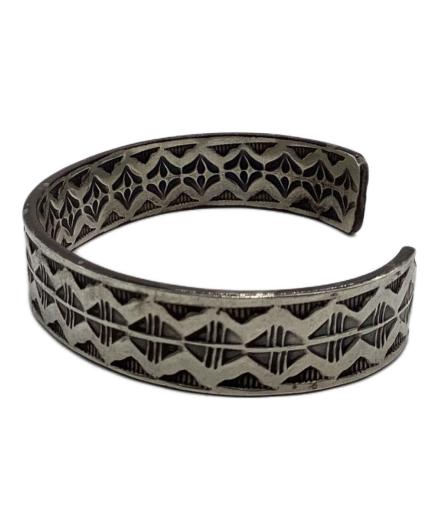 ナバホポケット族　スターリングシルバー　バングル　HRM 中古・古着通販】NAVAJO (ナバホ) ナバホ族/STERLINGバングル/HRM