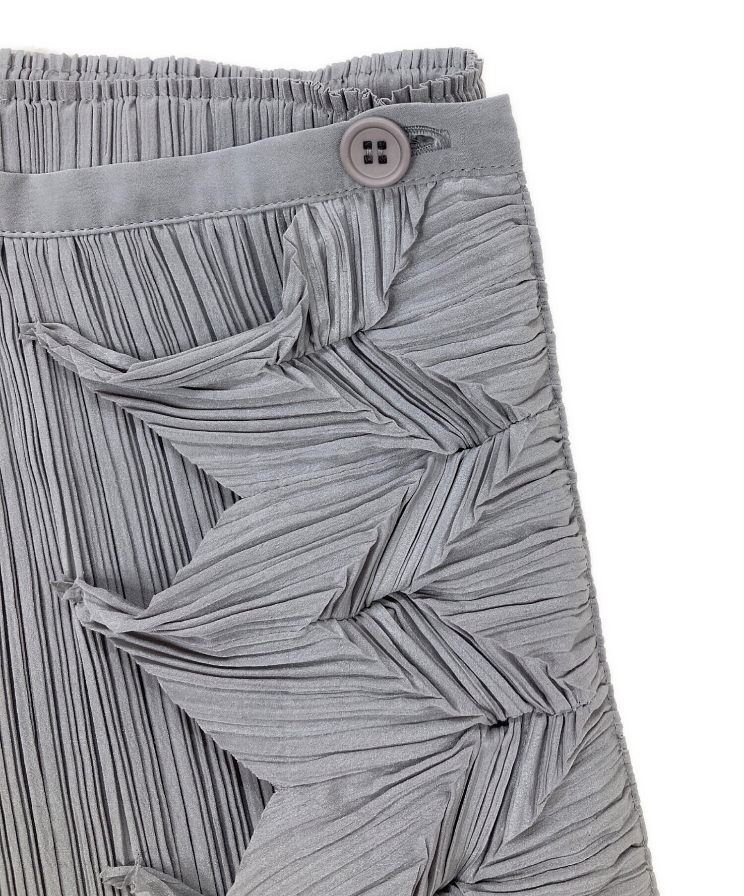 中古・古着通販】ISSEY MIYAKE FETE (イッセイミヤケフェット) 装飾