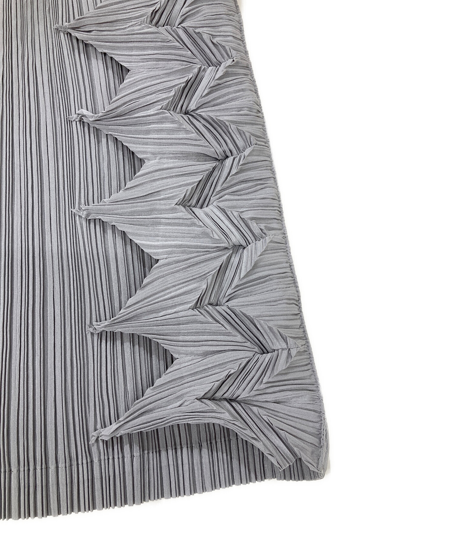 中古・古着通販】ISSEY MIYAKE FETE (イッセイミヤケフェット) 装飾