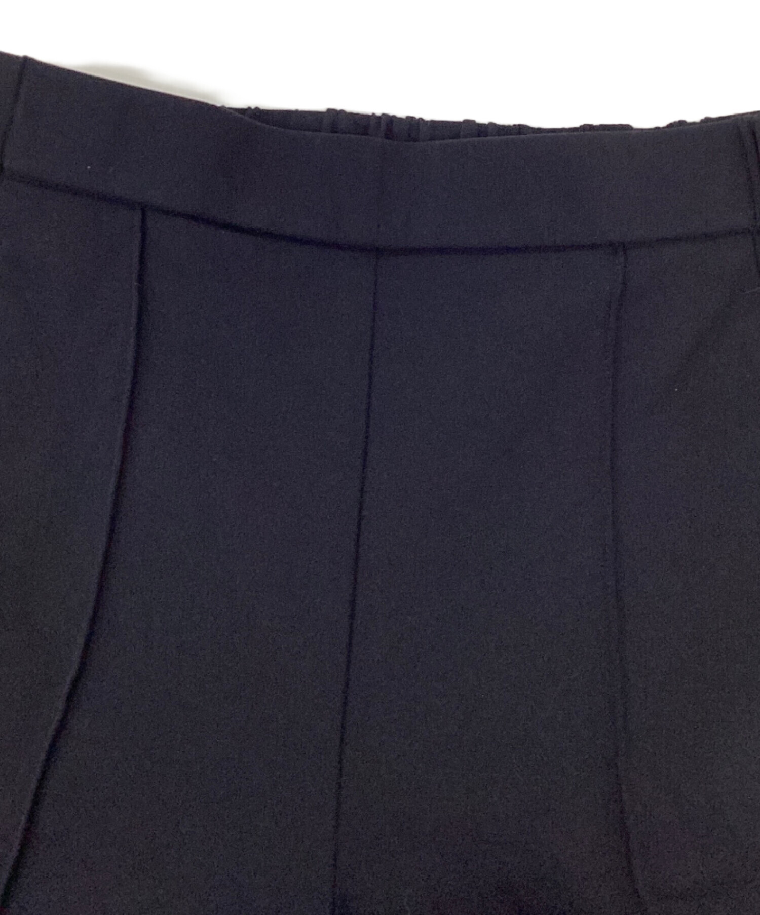 中古・古着通販】YORI (ヨリ) ピンタックストレッチパンツ ブラック