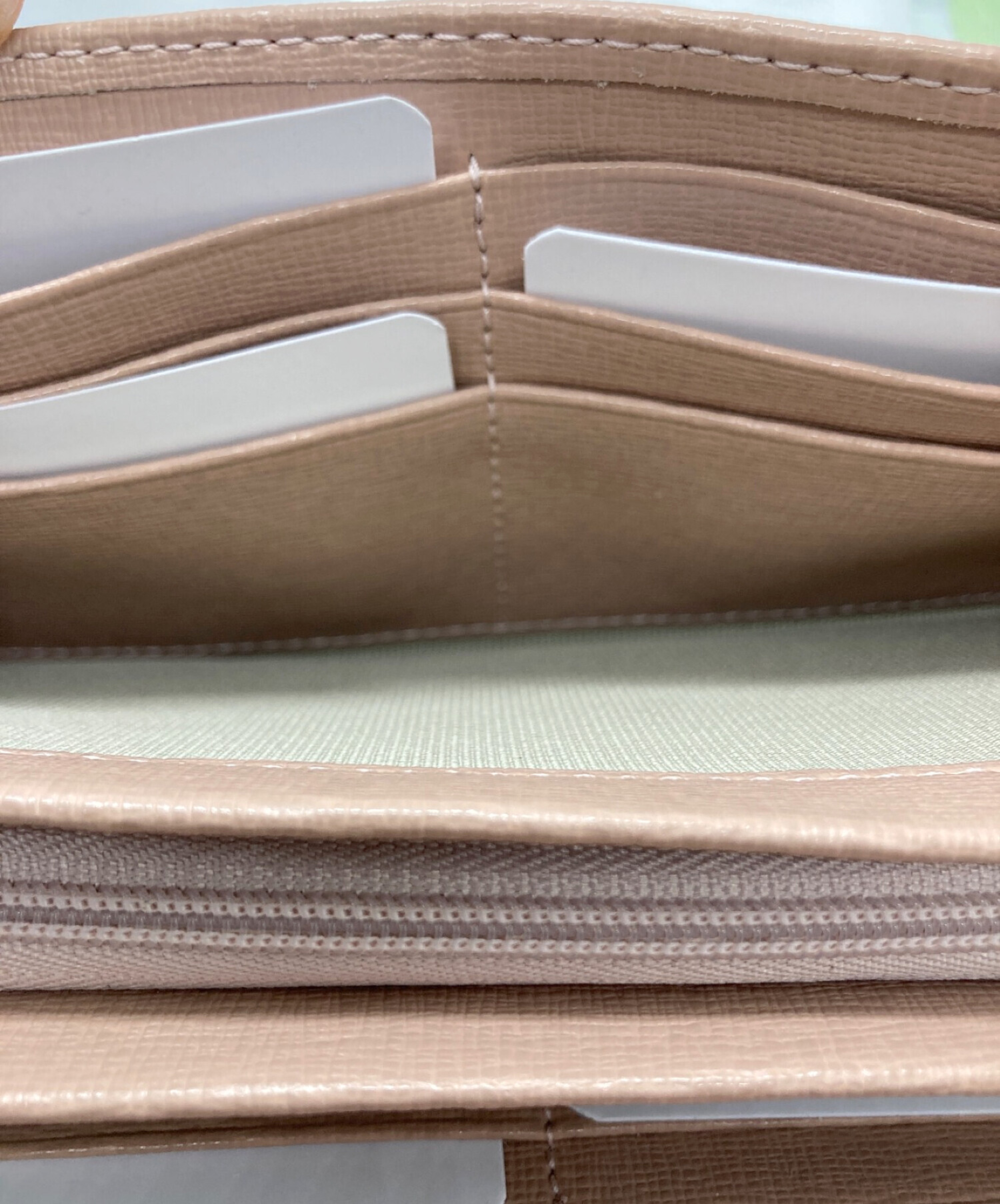 中古・古着通販】FURLA (フルラ) サフィアーノレザーロゴクラシックXL