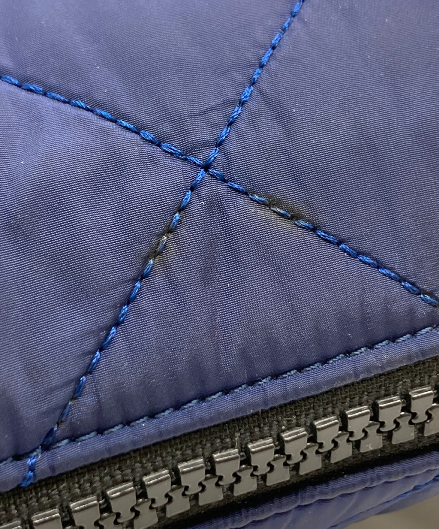 中古・古着通販】MONCLER (モンクレール) キルティングポーチ ネイビー