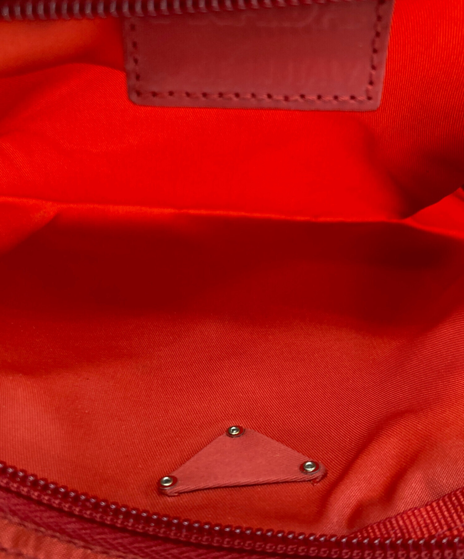 中古・古着通販】PRADA (プラダ) ポーチ レッド｜ブランド・古着通販