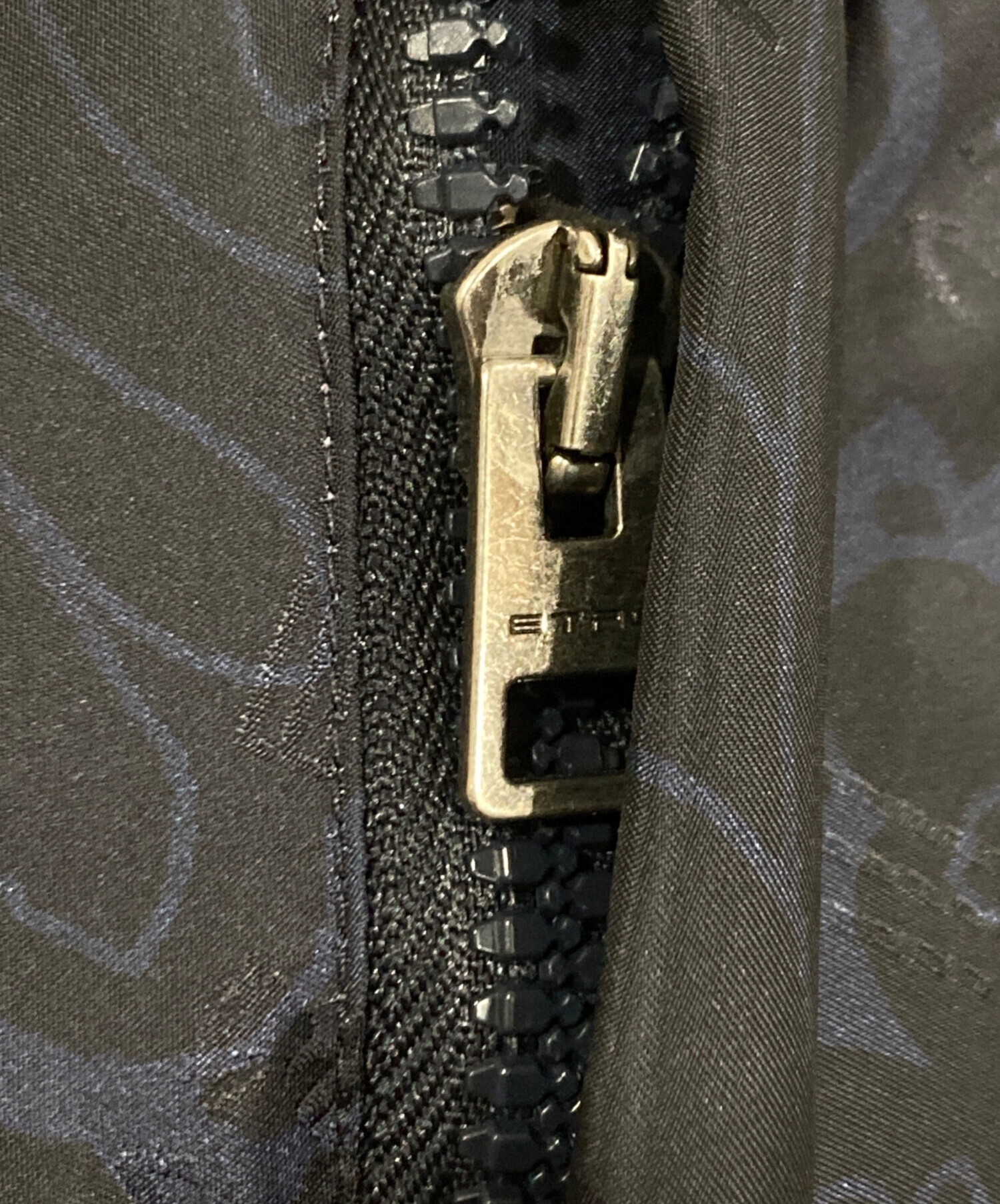 中古・古着通販】ETRO (エトロ) ポリアミドペイズリー柄ダウン