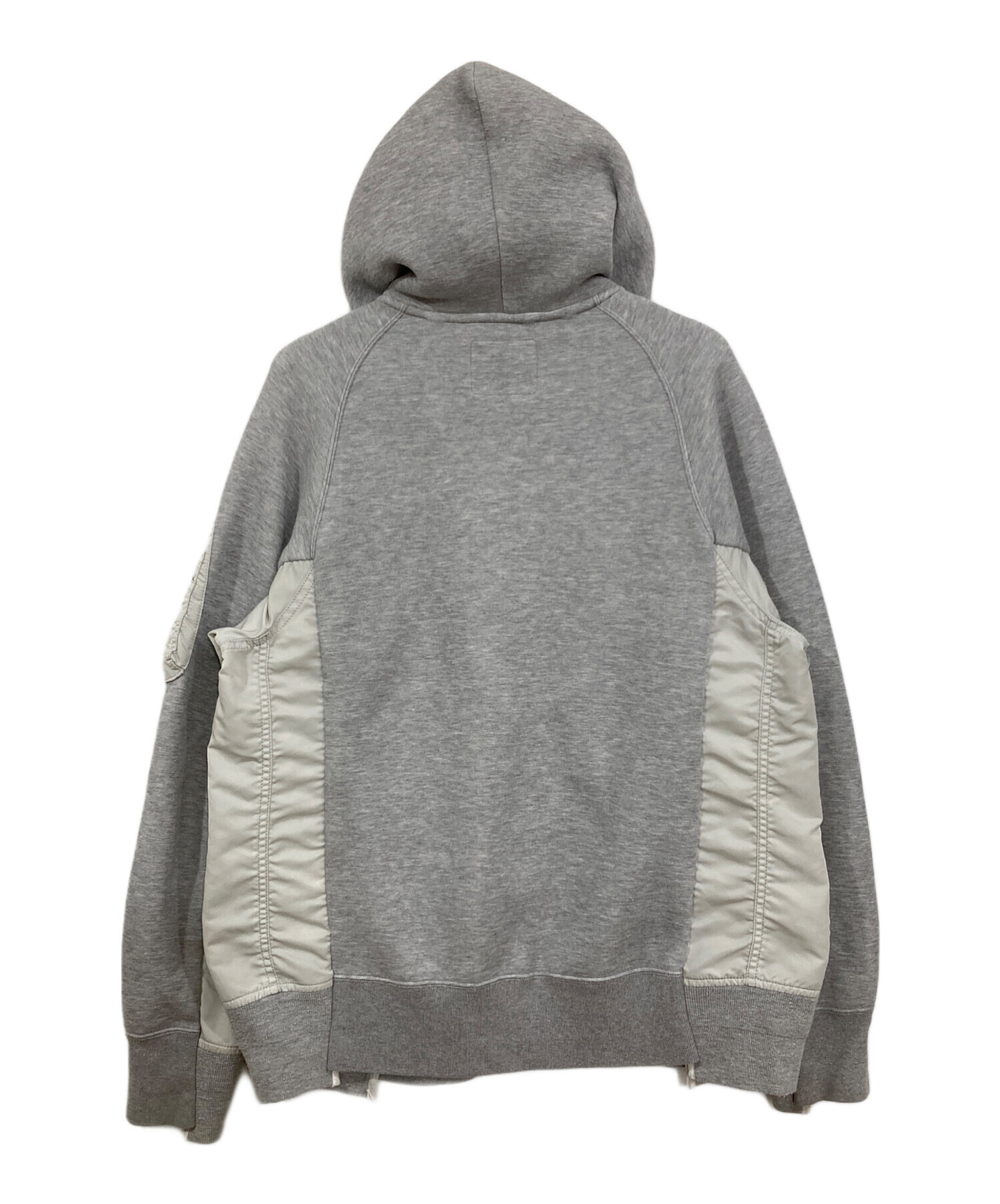 sacai サカイ★ジップアップ　パーカー　ペプラム　裾フリル　グレー sacai サカイ☆ジップアップ パーカー ペプラム 裾フリル グレー