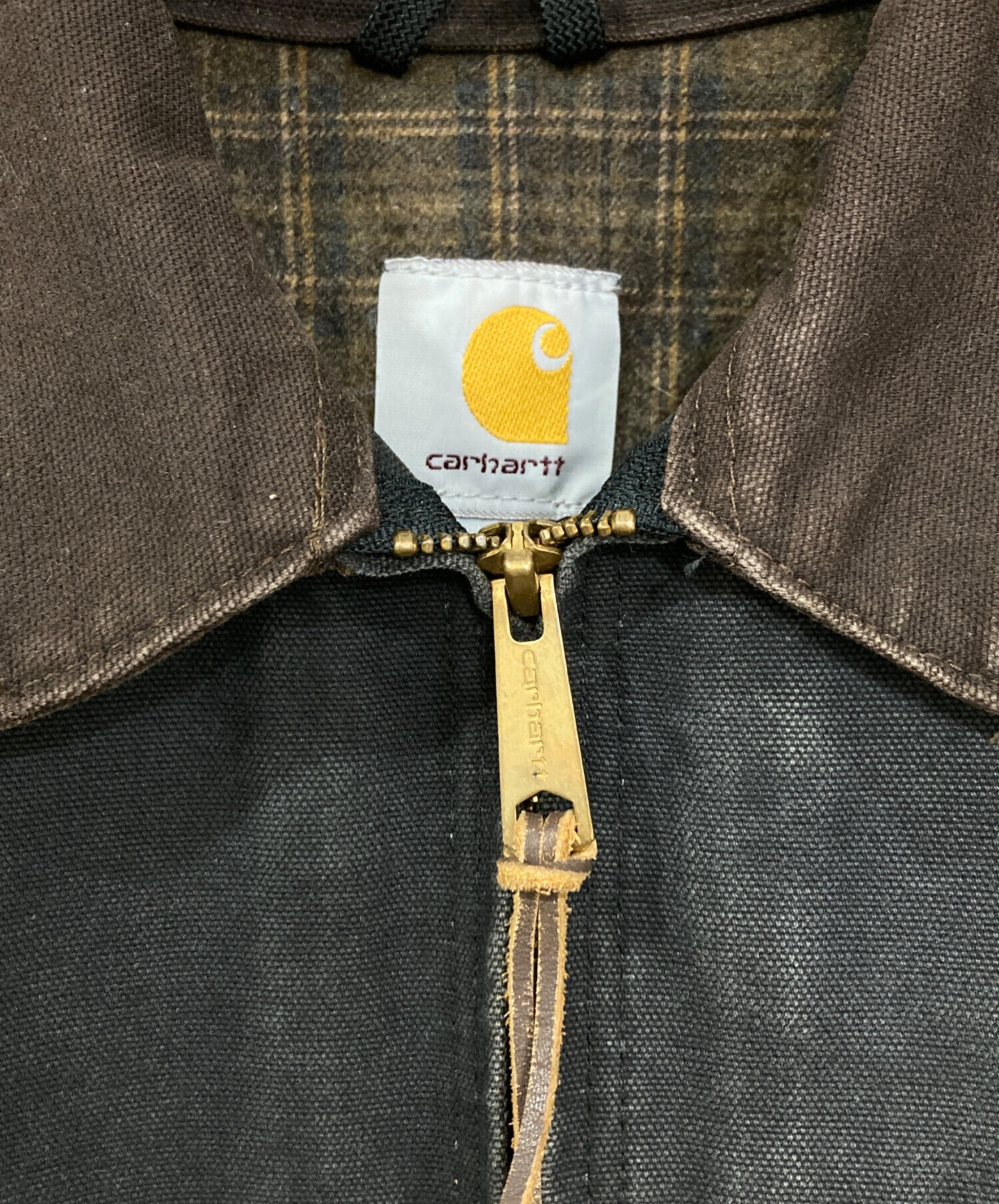 CarHartt カーハート ジャケット ブルゾン 裏ブランケット 革タグ M 中古・古着通販】CarHartt (カーハート) 裏ブランケット デトロイト