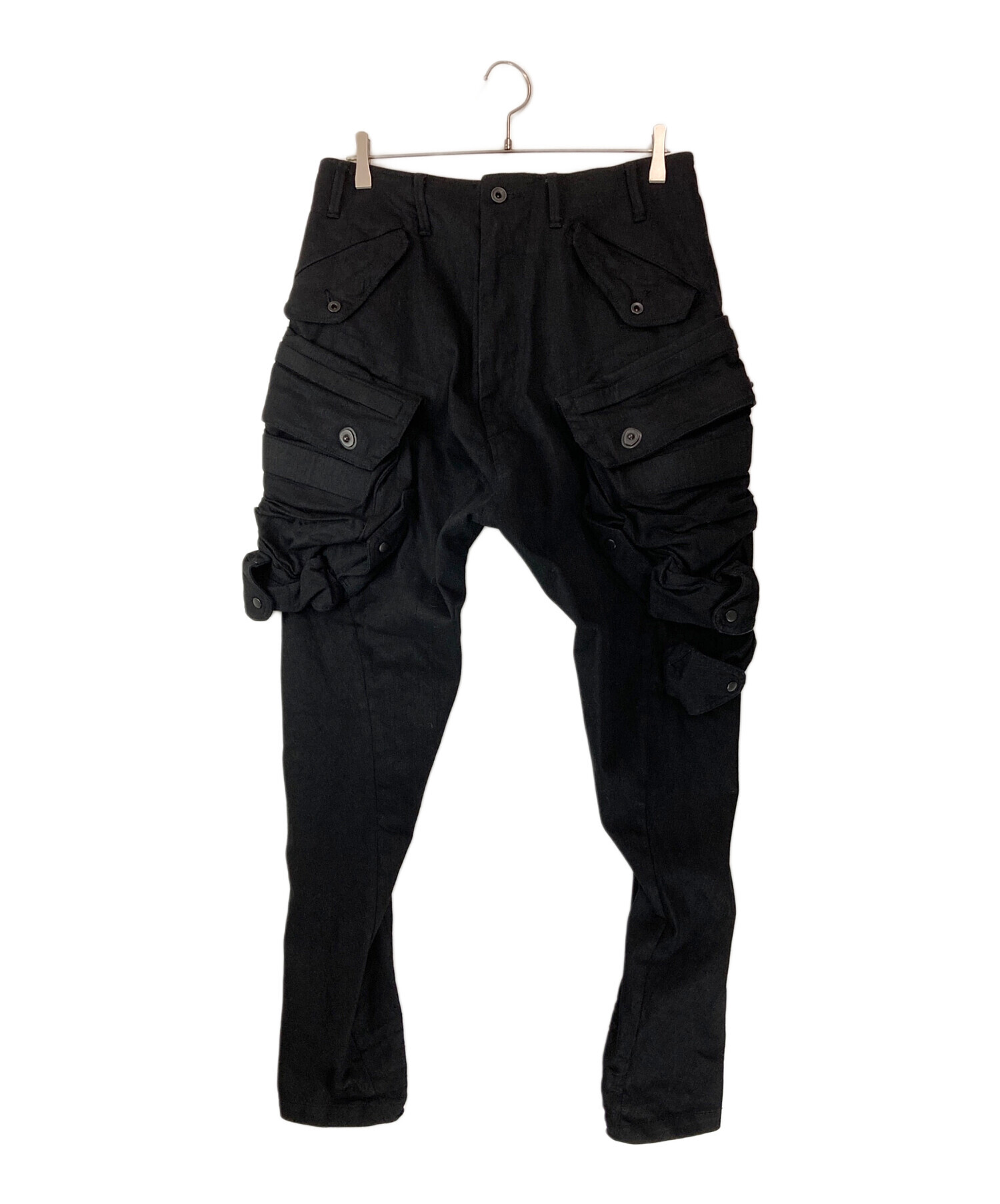 ユリウス ガスマスク カーゴパンツ ダメージアリ JULIUS - ガスマスクカーゴパンツ / ブラック | Tempt