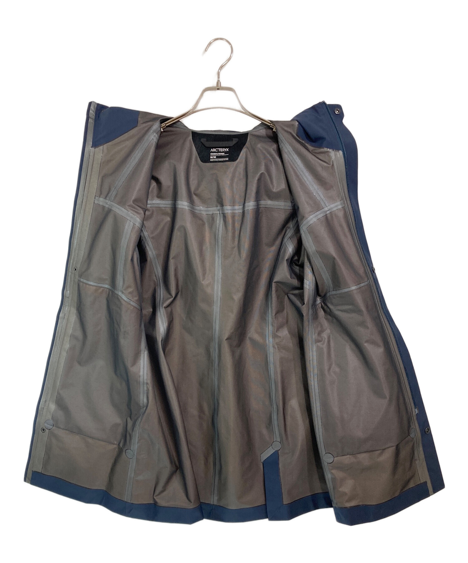 アークテリクス コデッタコート 中古・古着通販】ARC'TERYX (アークテリクス) コデッタコート ネイビー