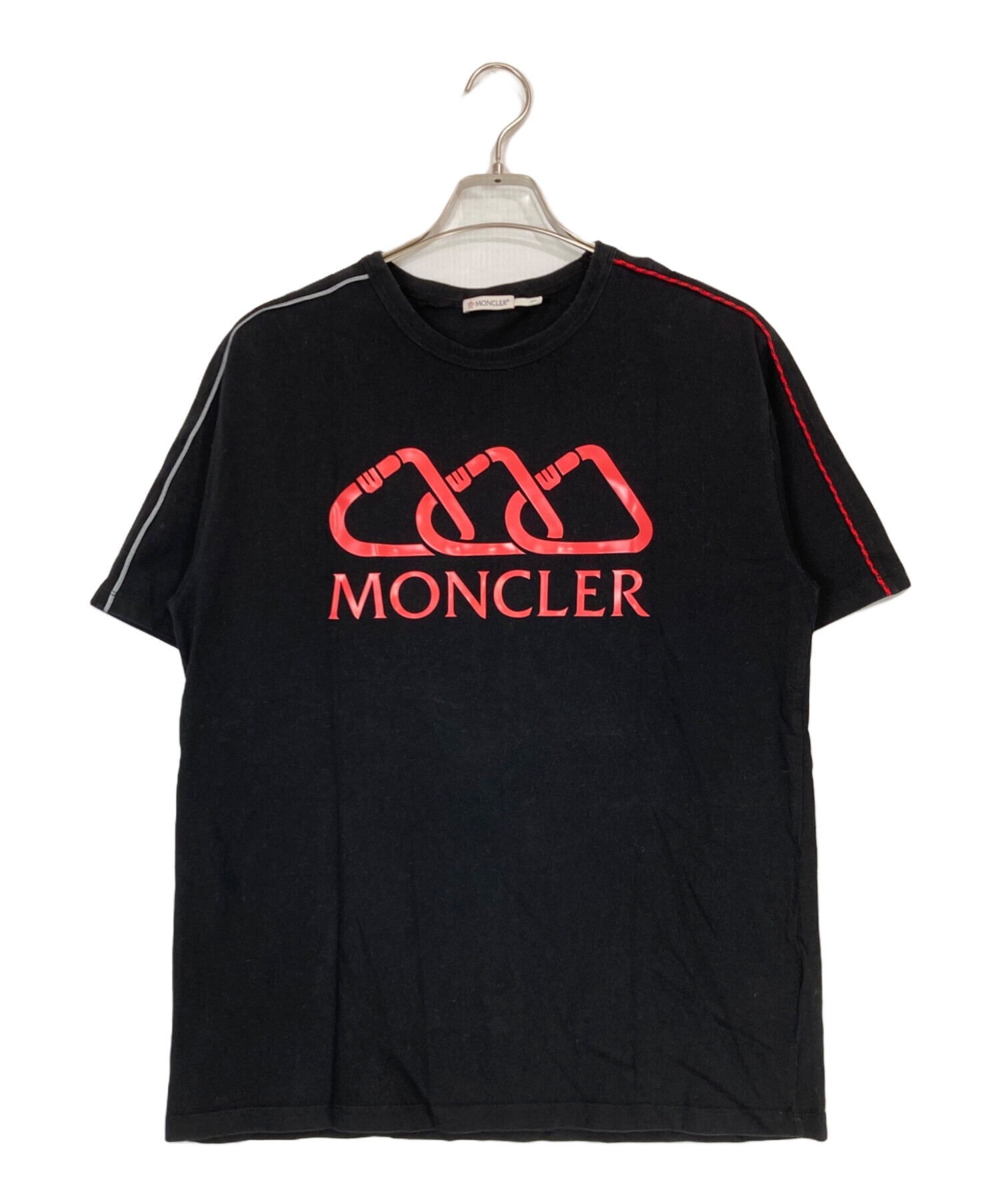 中古・古着通販】MONCLER (モンクレール) ラバーロゴプリントTシャツ 中古・古着通販】MONCLER (モンクレール) ラバーロゴプリントTシャツ