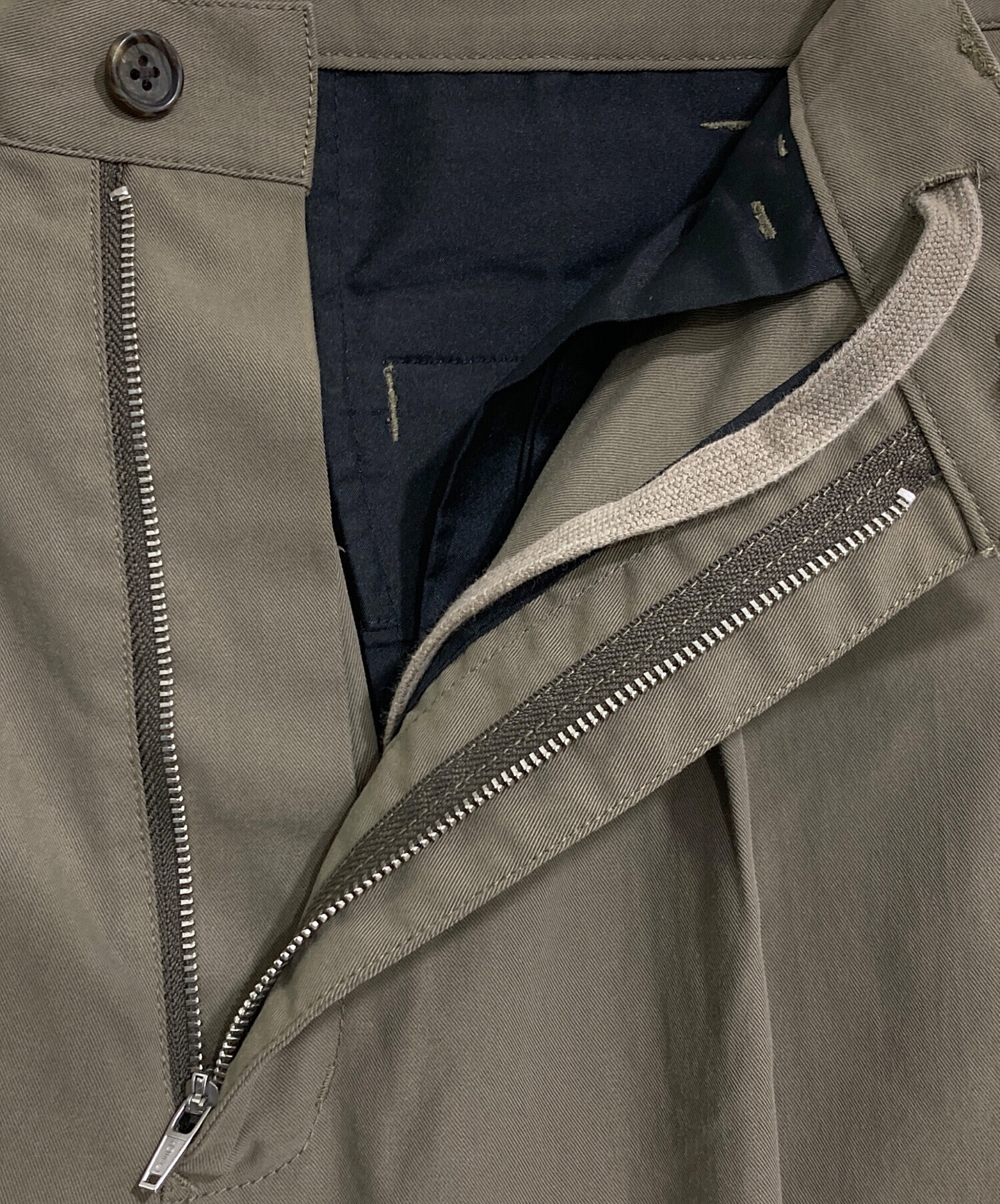 BROCHURE 1P CHINO ベージュ 1P CHINO BROCHURE その他ブランド(ソノタ 