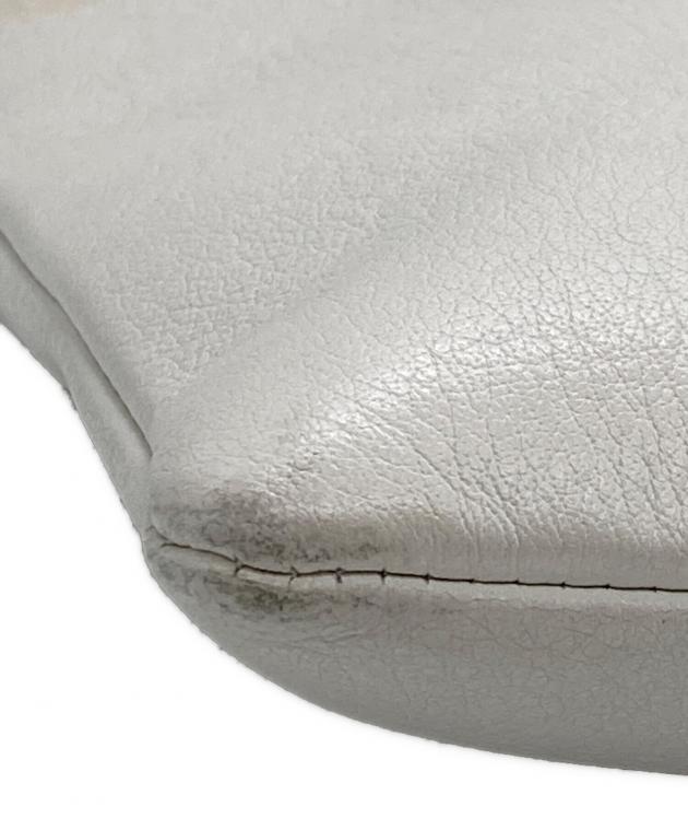 【未使用に近い】BALENCIAGA バレンシアガ クラッチバッグ ホワイト 白 中古・古着通販】BALENCIAGA (バレンシアガ) クラッチバッグ ホワイト
