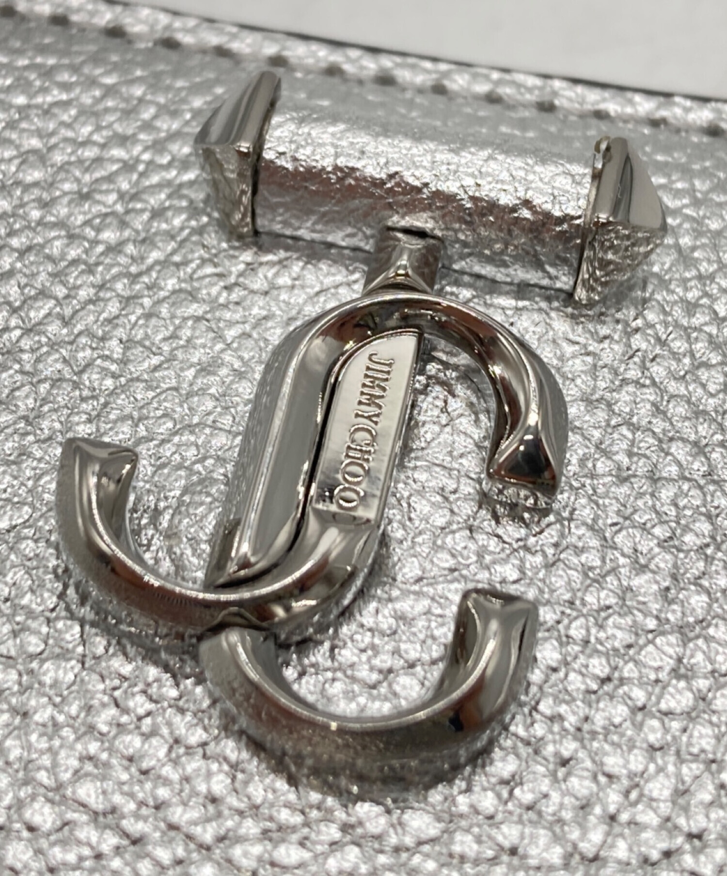 中古・古着通販】JIMMY CHOO (ジミーチュウ) 2つ折り財布 シルバー