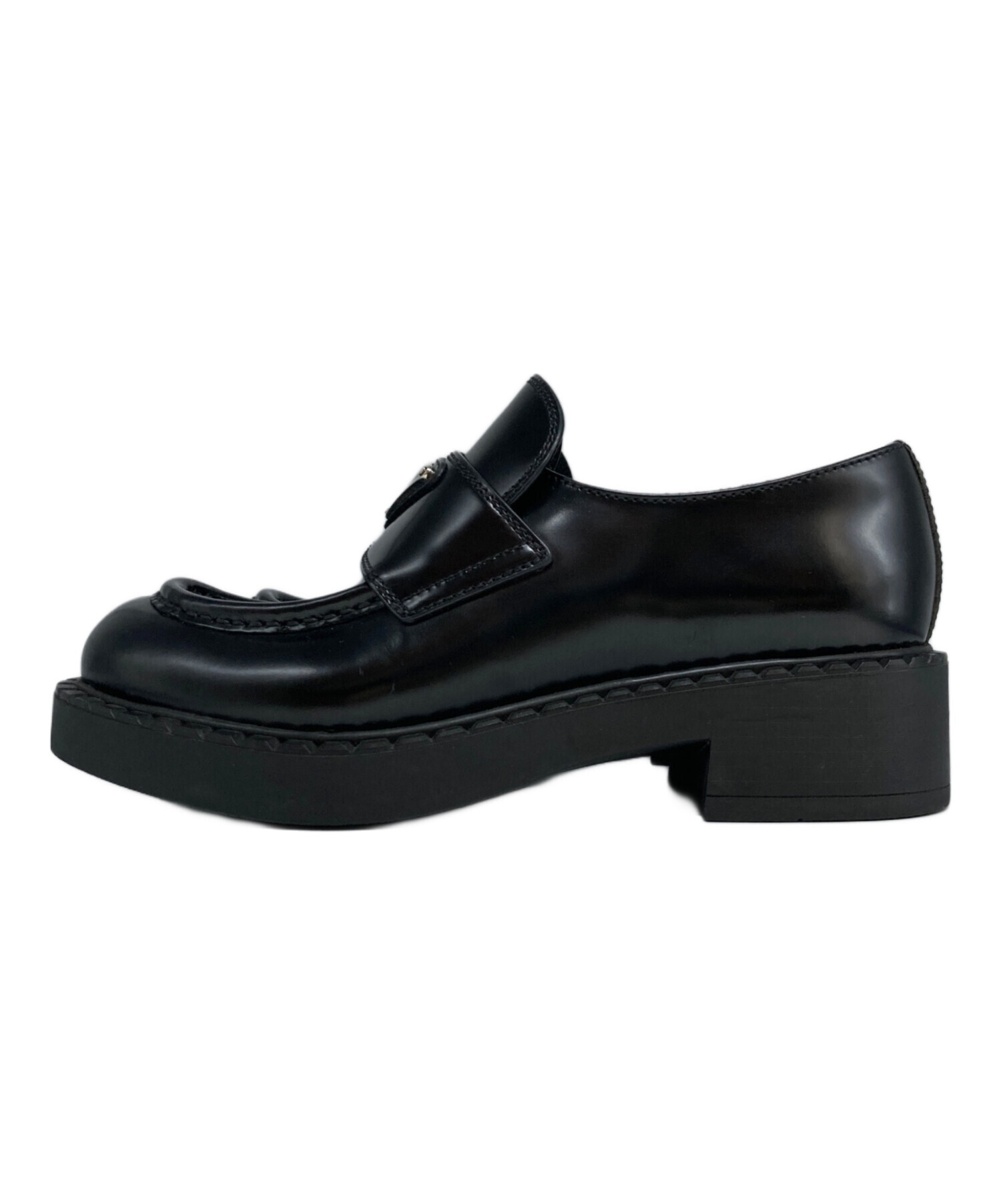 中古・古着通販】PRADA (プラダ) ロゴプレート付きブラッシュド 中古・古着通販】PRADA (プラダ) ロゴプレート付きブラッシュド