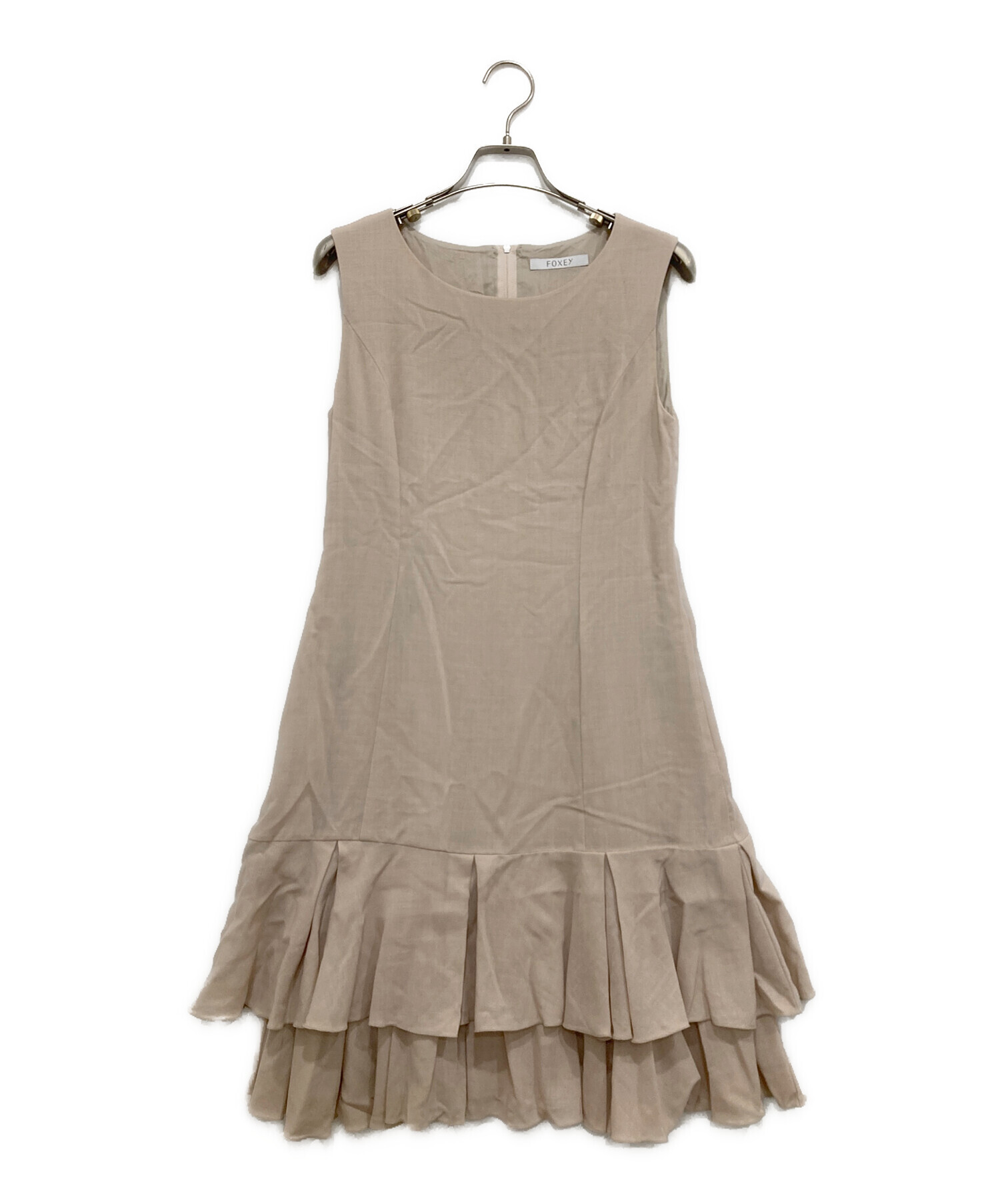 中古・古着通販】FOXEY (フォクシー) ノースリーブワンピース ベージュ