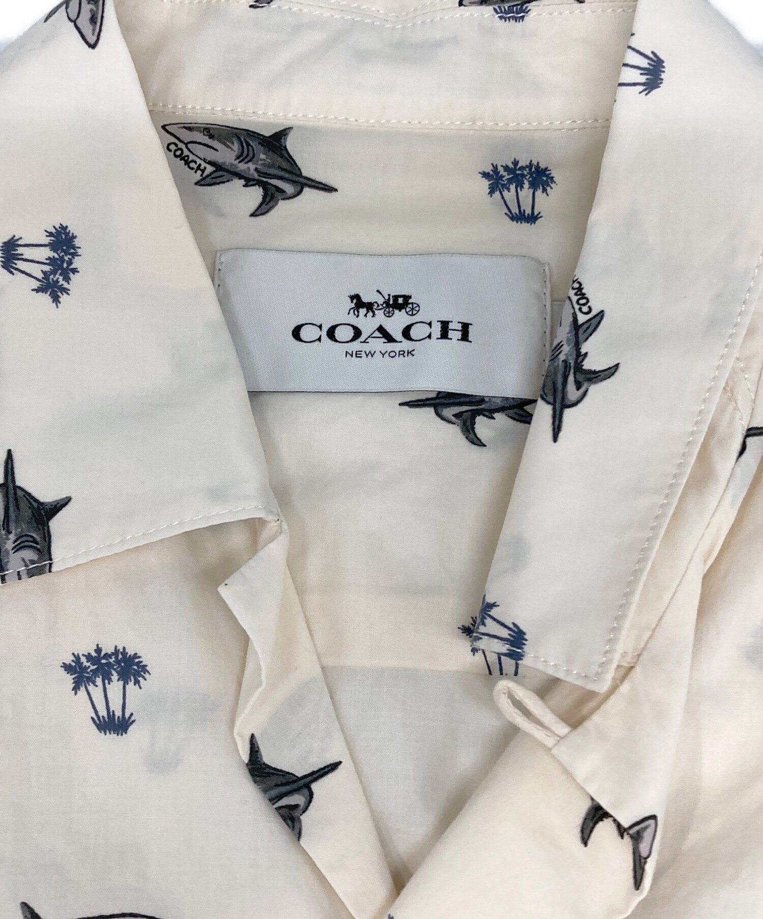 使用感はありません、とはいえ中古品です 中古・古着通販】COACH (コーチ) サメ柄オープンカラーシャツ ホワイト