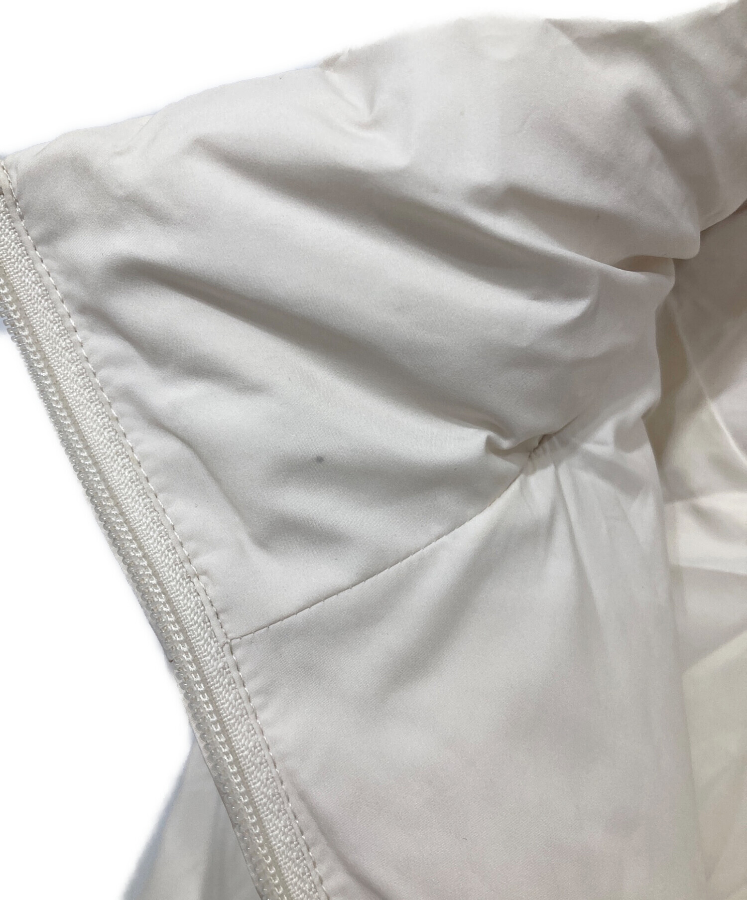 中古・古着通販】UNTITLED (アンタイトル) フード付きダウンベスト