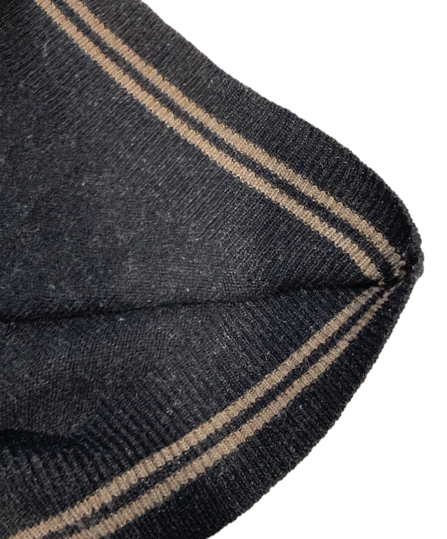 中古・古着通販】FRED PERRY (フレッドペリー) Vネックニット ブラック 