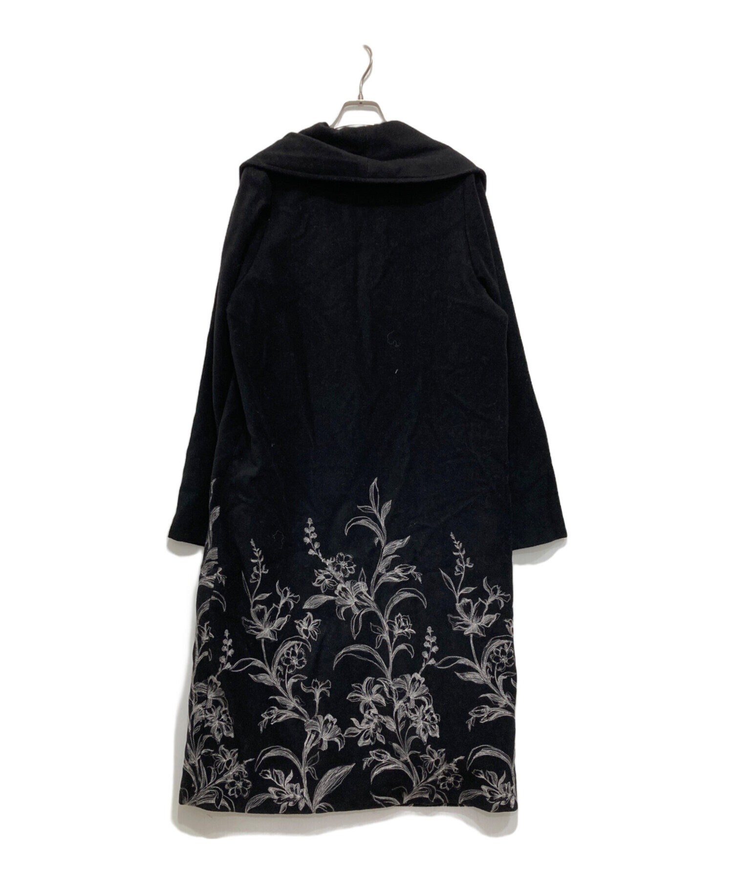 中古・古着通販】Ameri (アメリ) EMBROIDERY BIG COLLAR COAT ブラック