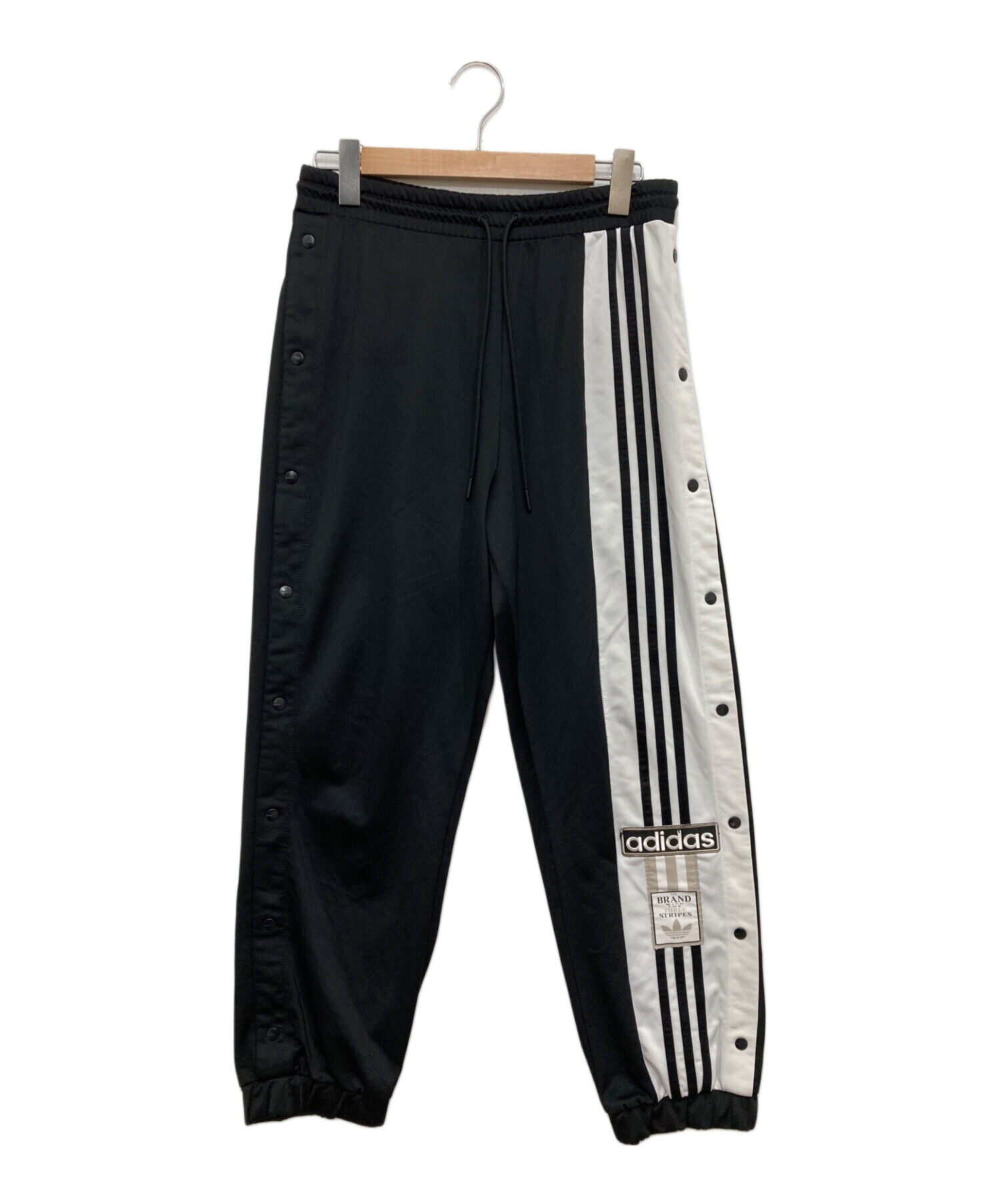 adidas トレーニングパンツ 黒 サイドストライプ 中古・古着通販】adidas (アディダス) サイドストライプパンツ