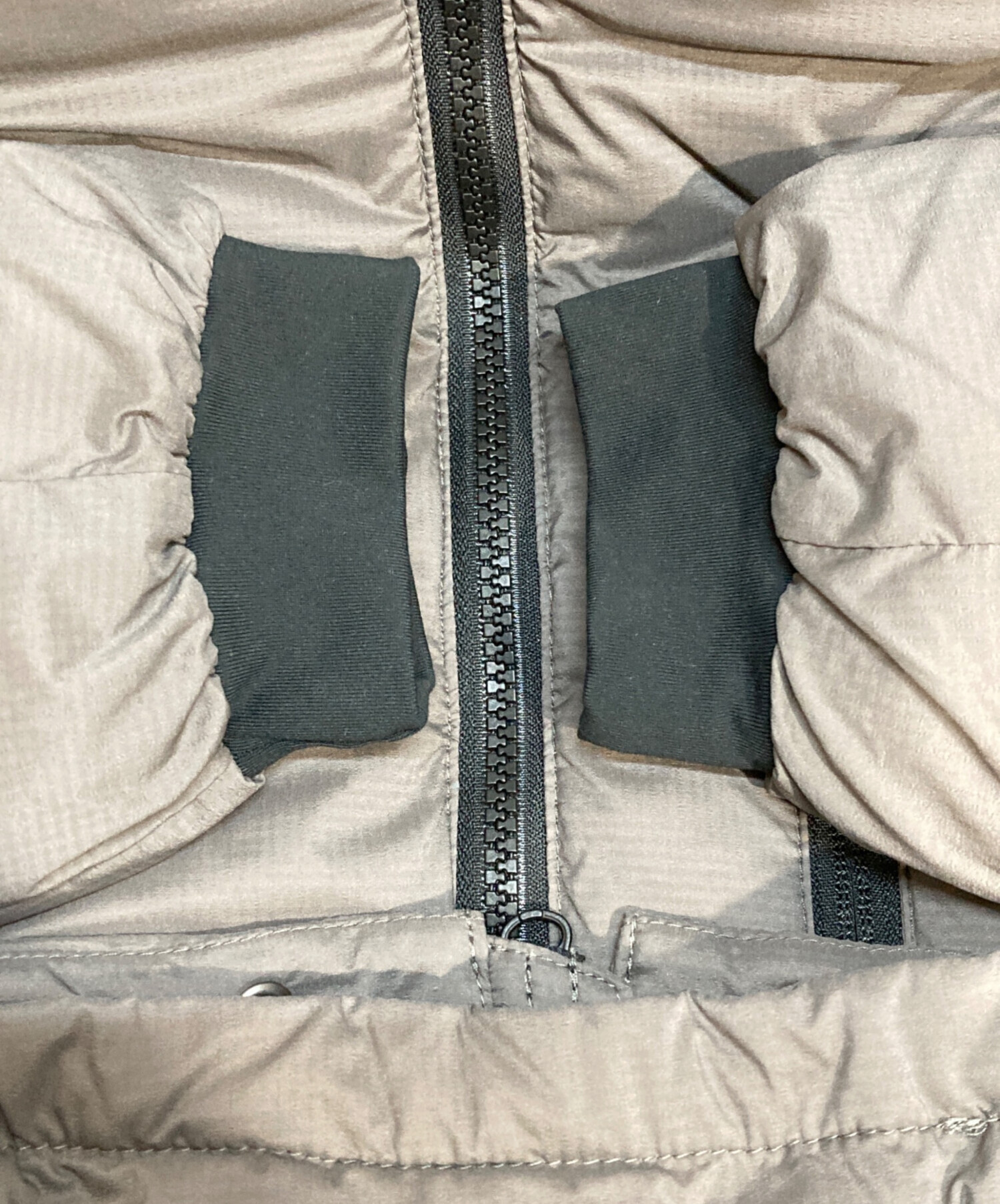 中古・古着通販】CANADA GOOSE (カナダグース) ロッジフーディー 