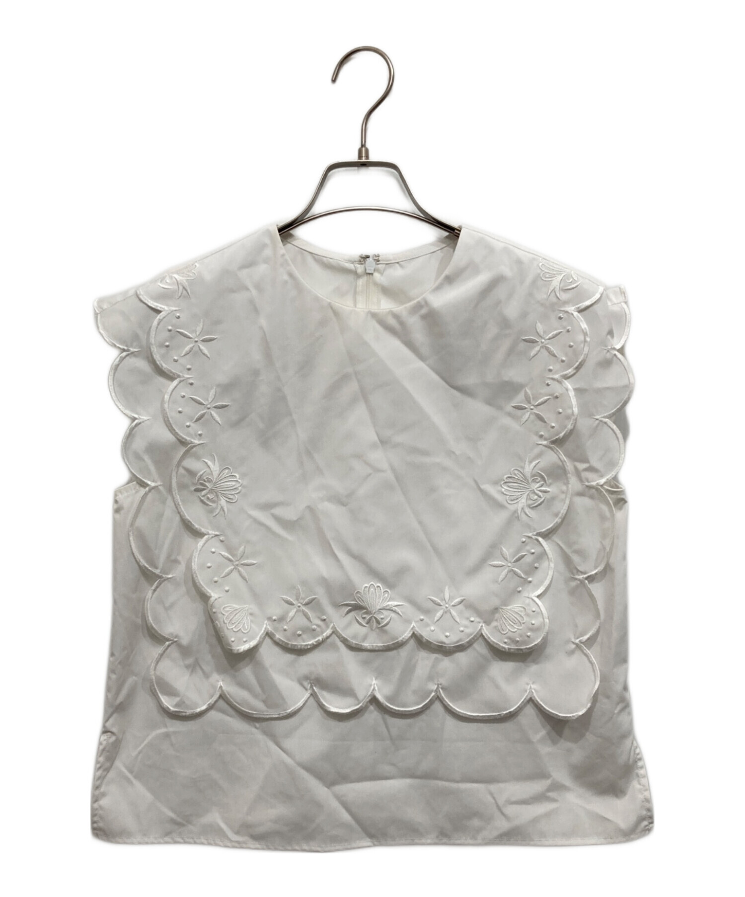 roughlow ラフローBalloon Blouseバルーンブラウス 中古・古着通販】roughlow (ラフロー) embroidery scallop blouse