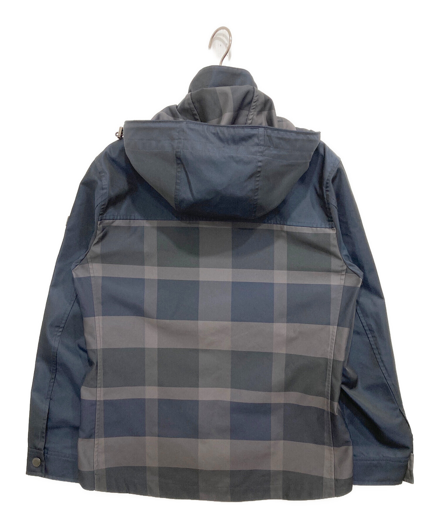 希少LL ブラックレーベルクレストブリッジ マウンテンパーカー チェック 中古・古着通販】BLACK LABEL CRESTBRIDGE (ブラックレーベル クレスト