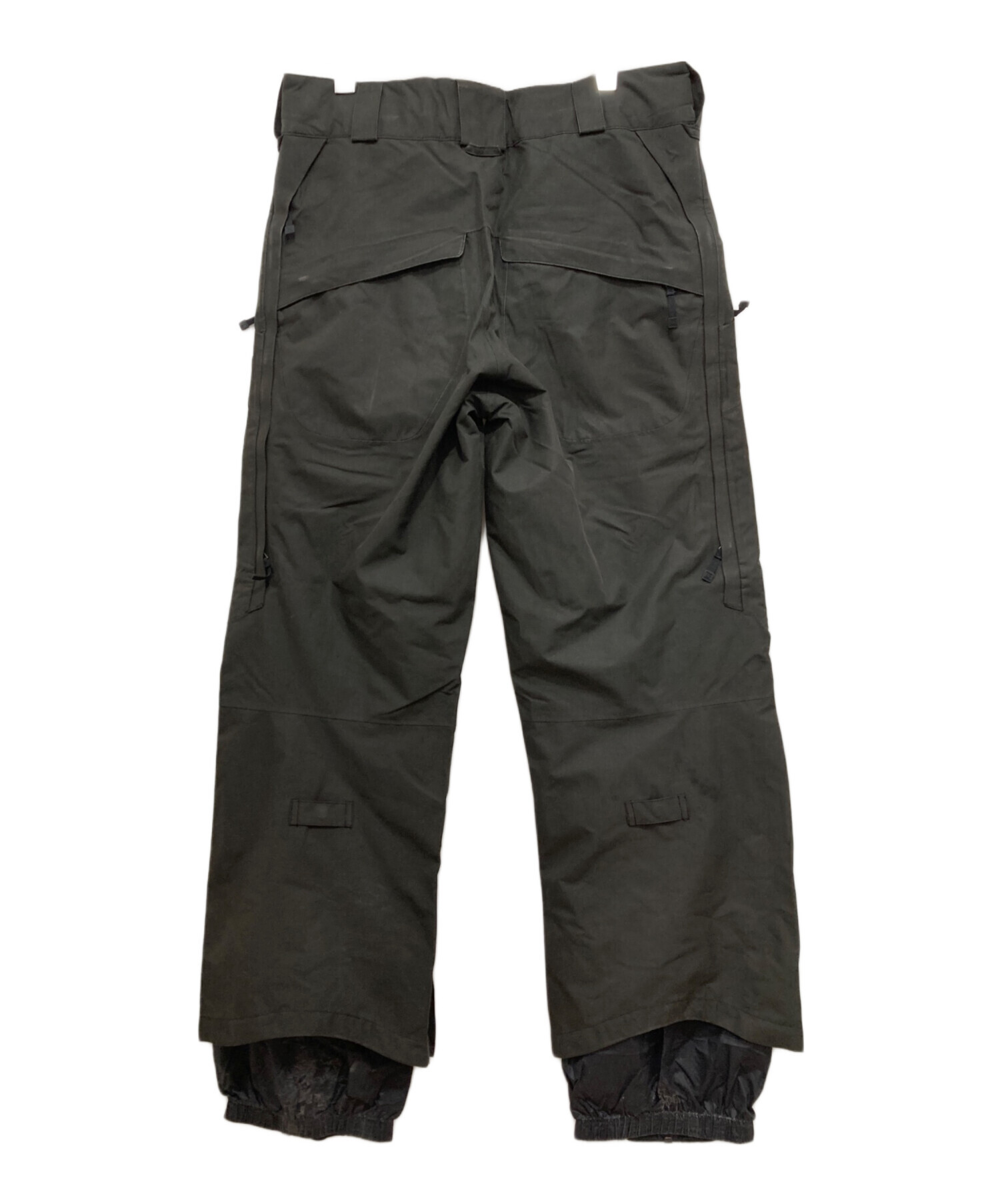 中古・古着通販】BURTON (バートン) AK 2L STAGGER PANT ブラック