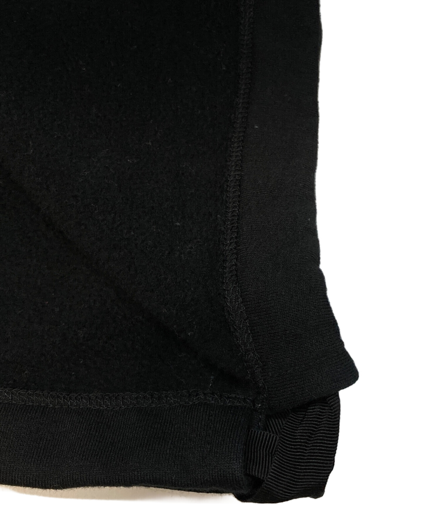 【タグ付き美品】 FENDI フェンディ ブラックジャージー スウェット 裏起毛 タグ付き美品】 FENDI フェンディ ブラックジャージー スウェット 裏起毛