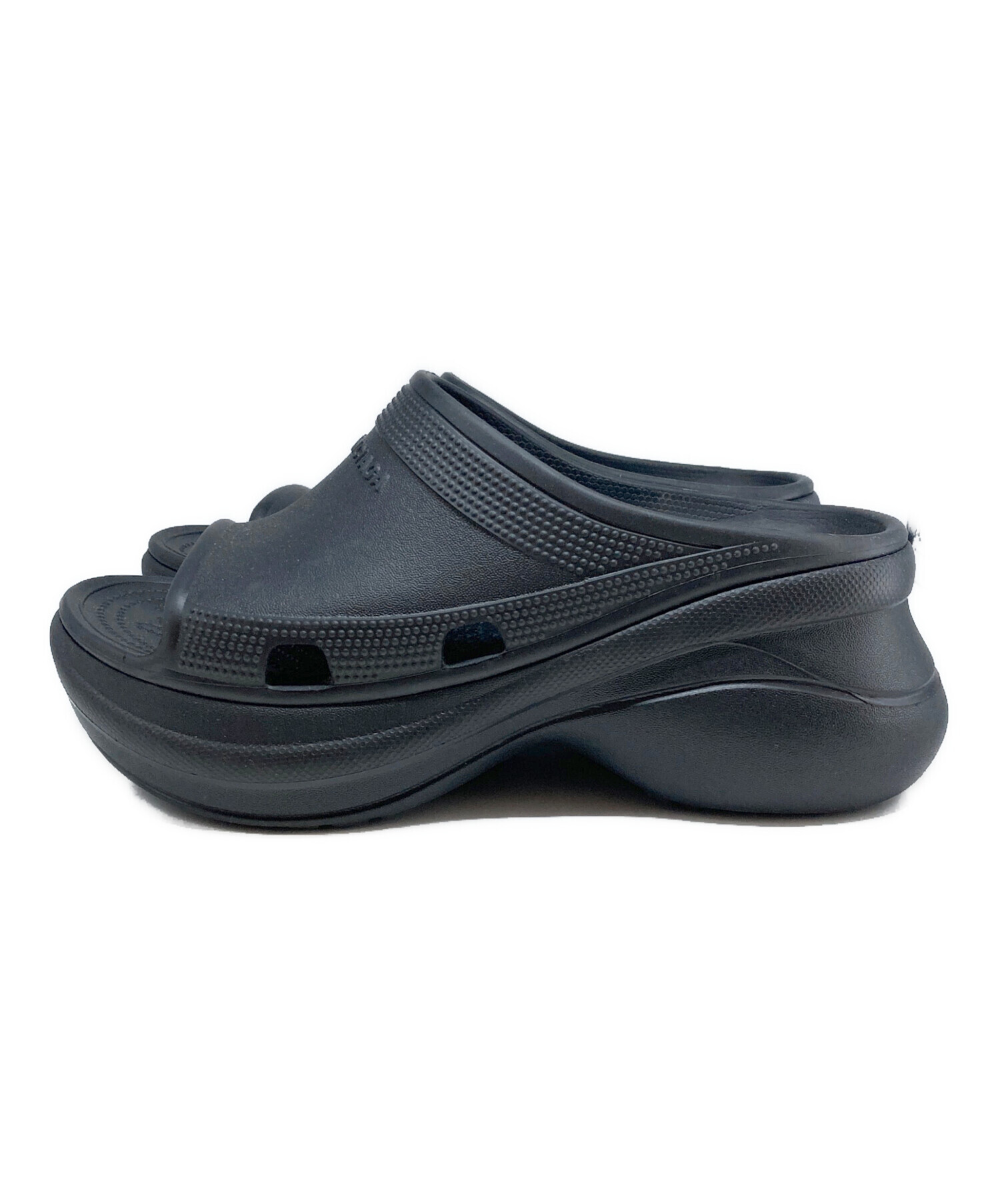 BALENCIAGA バレンシアガ スライド サンダル クロックス ブラック 黒 中古・古着通販】BALENCIAGA (バレンシアガ) crocs (クロックス