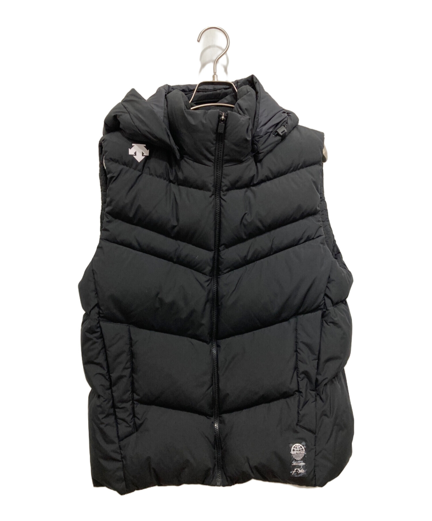 中古・古着通販】DESCENTE (デサント) ダウンベスト ブラック サイズ:M