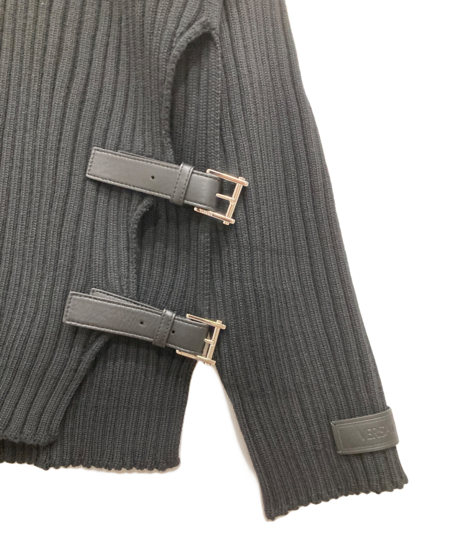 中古・古着通販】VERSACE (ヴェルサーチェ) Buckle Knit Sweater