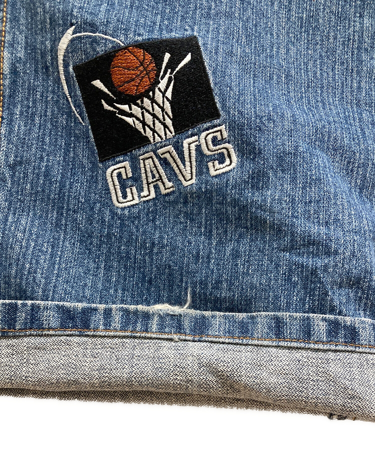 希少【UNK】vintage NBA/刺繍 ワッペン/デニム パンツ/34 中古・古着通販】unk NBA (アンクエヌビーエー) NBAワッペンデニム