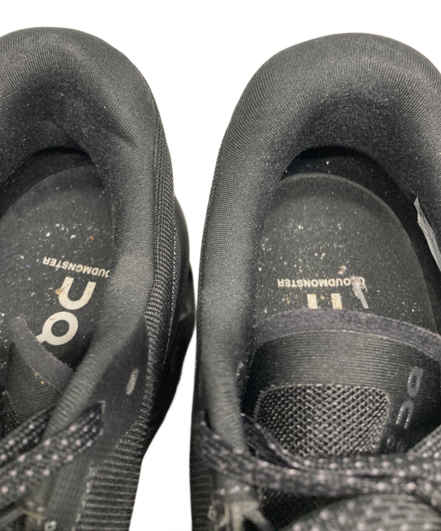 中古・古着通販】on (オン) Cloudmonster 2 ブラック サイズ:28