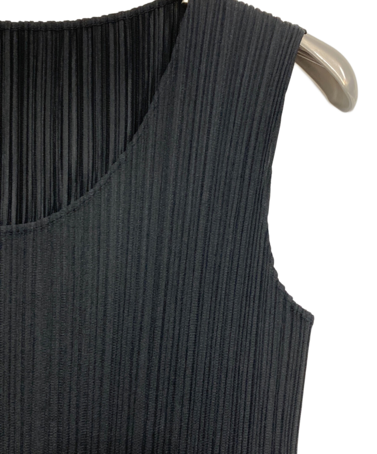 美品近年モデルPLEATS PLEASE アコーディオン　ノースリーブ　ブラック Pleats Please Issey Miyake ノースリーブ プリーツドレス | ブラック