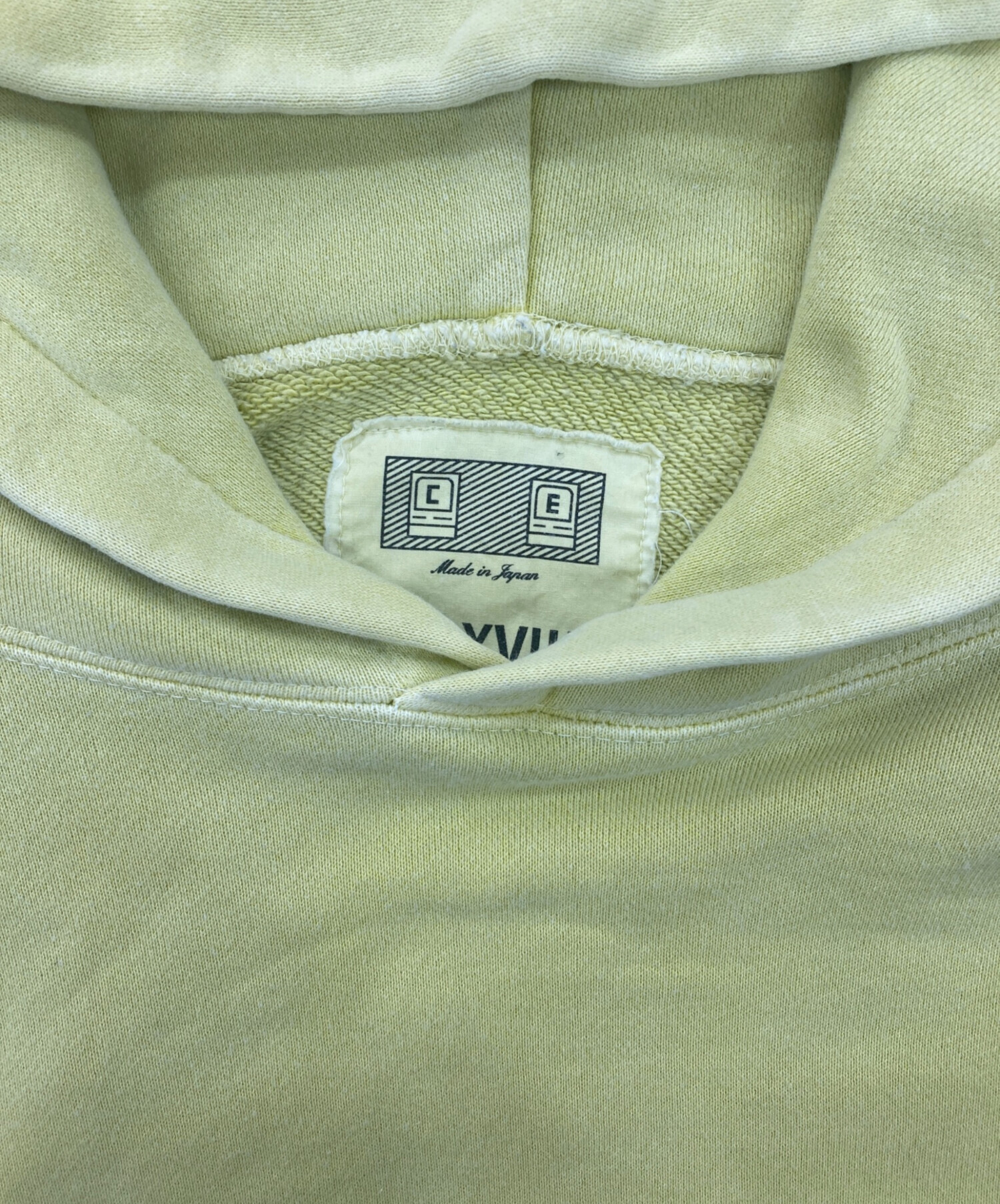 中古・古着通販】C.E (シーイー) OVERDAYE ZIGGURAT PATCH HEAVY HOODY