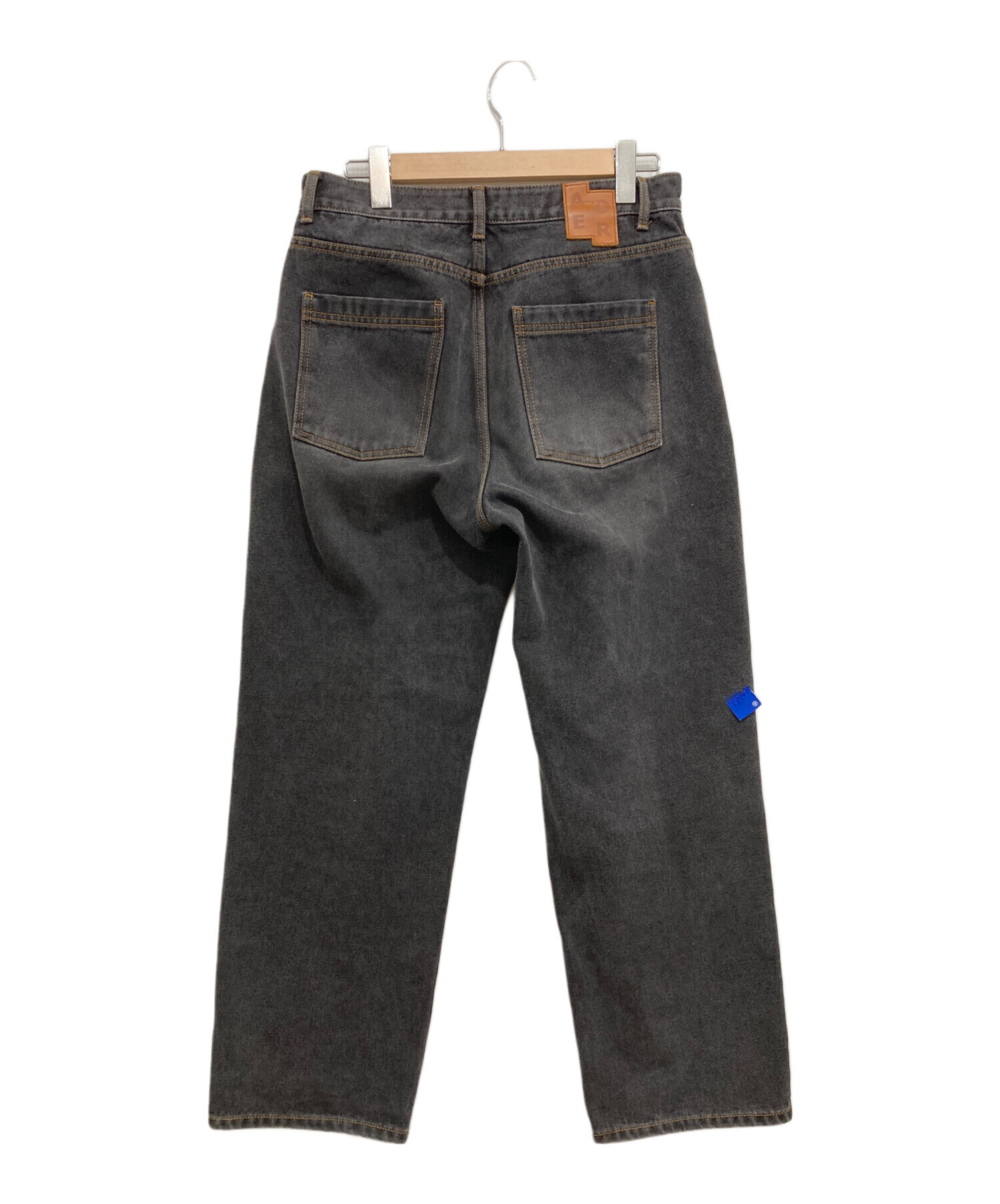 中古・古着通販】ADER error (アーダーエラー) Tag Jeans ブラック