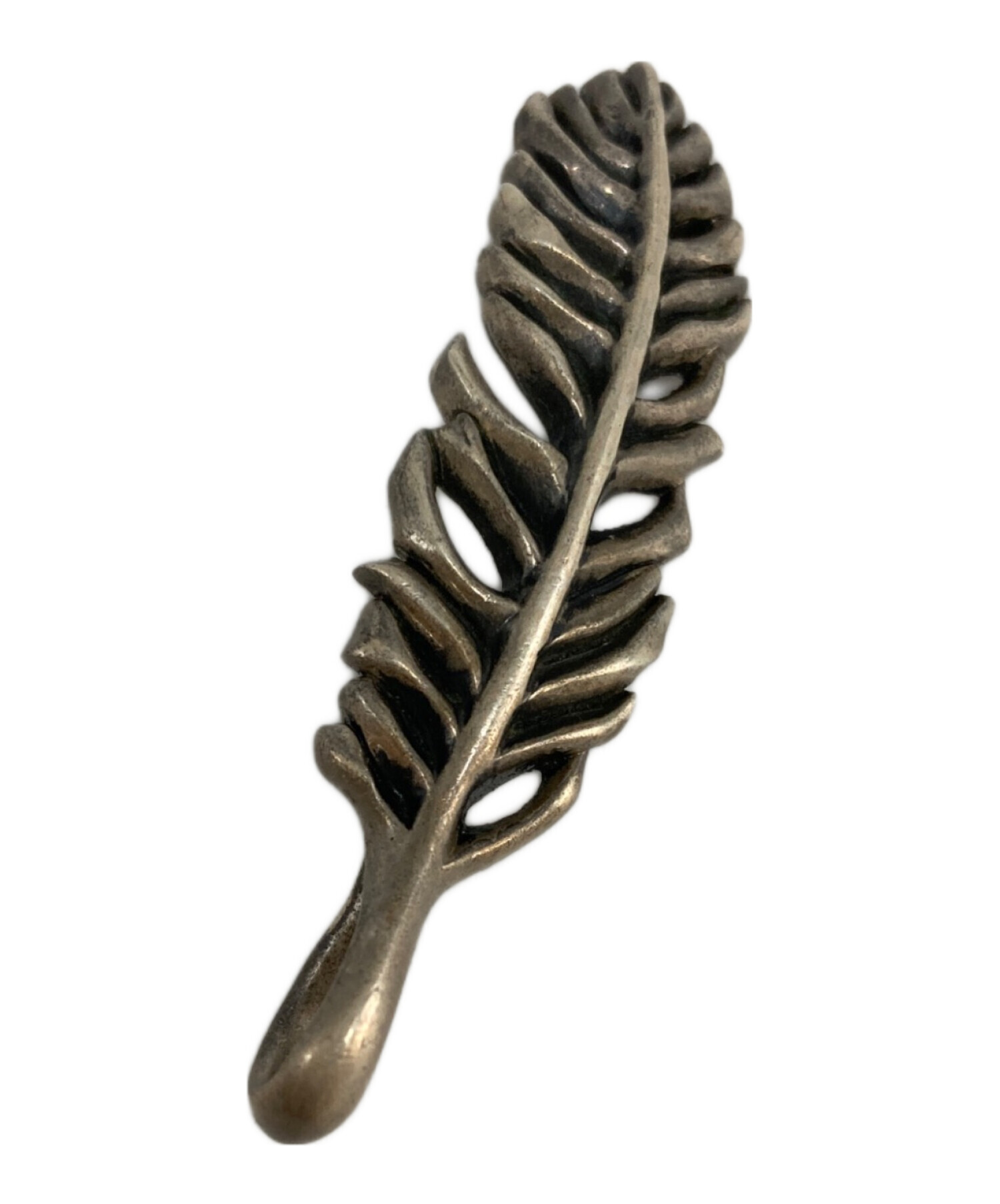 GARNI ガルニ フェザーL ペンダントトップ 中古・古着通販】GARNI (ガルニ) フェザーペンダントトップ｜ブランド