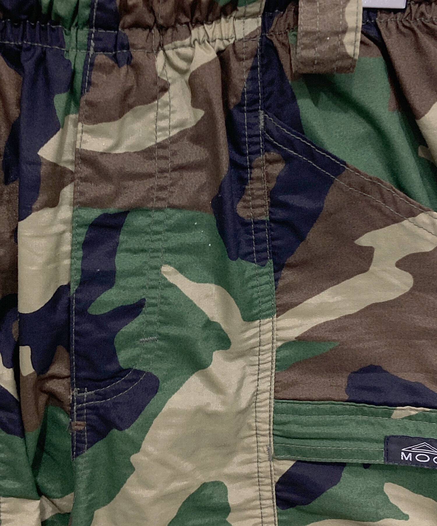 中古・古着通販】MOCEAN (モーシャン) 迷彩柄ショートパンツ グリーン