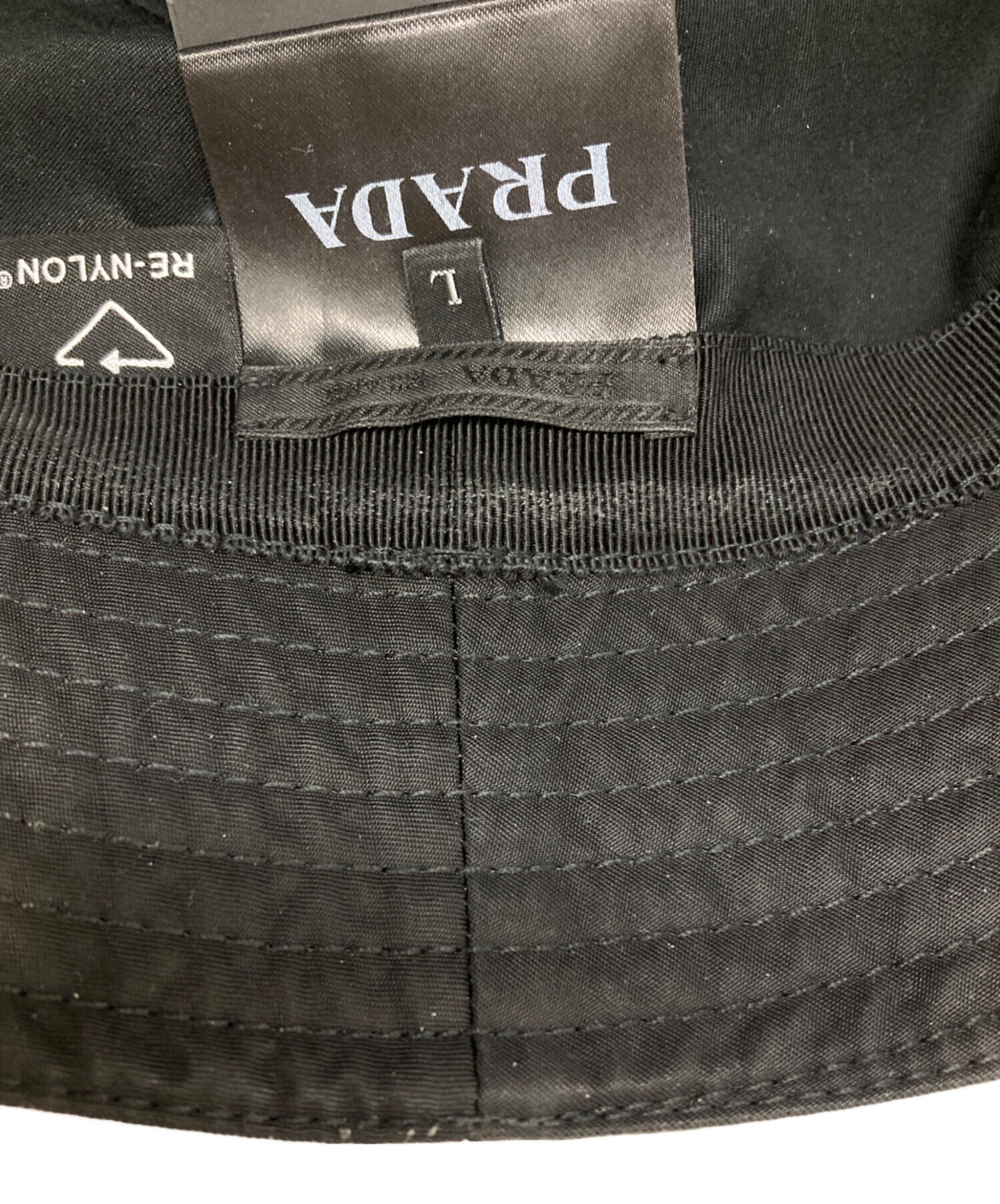 中古・古着通販】PRADA (プラダ) Re Nylon三角プレートバケットハット
