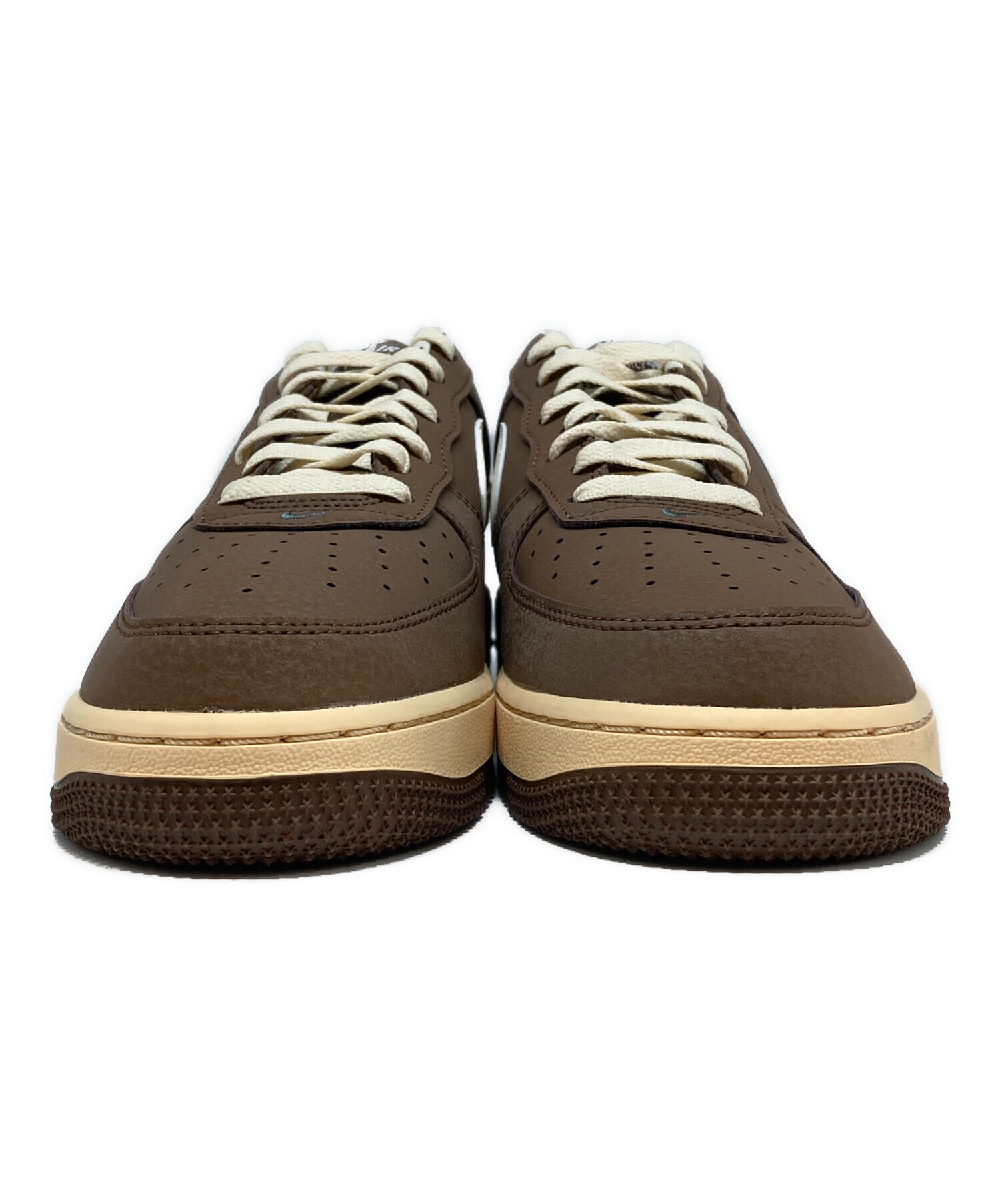ナイキ エア フォース 1 （中古）です。 中古・古着通販】NIKE (ナイキ) ナイキエアフォース1 '07 ブラウン