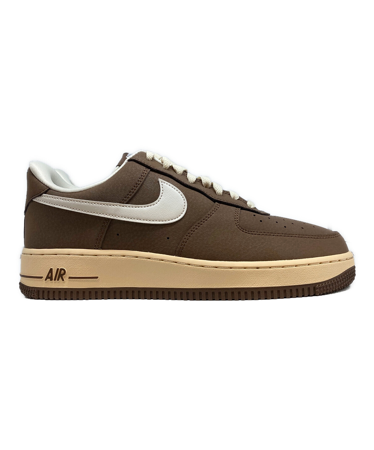 ナイキ エア フォース 1 （中古）です。 中古・古着通販】NIKE (ナイキ) ナイキエアフォース1 '07 ブラウン